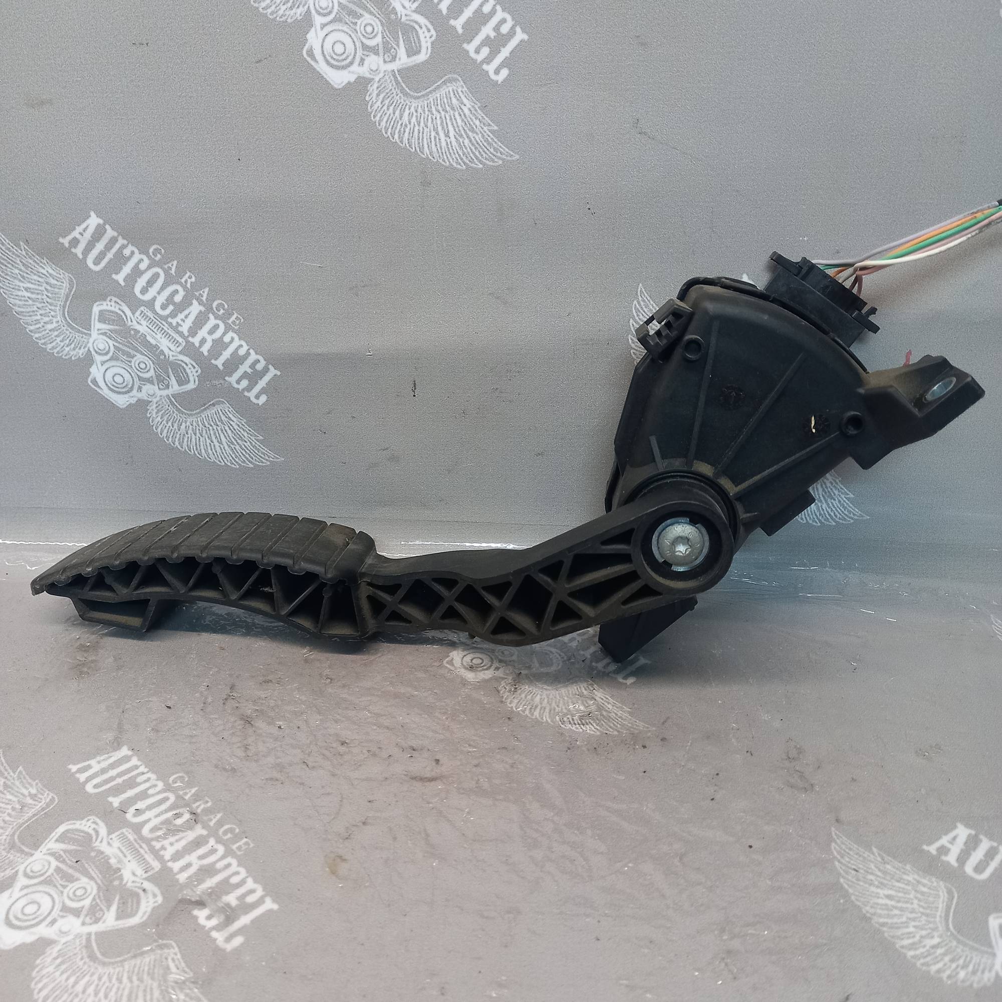 Педаль газу електр пластик Renault Laguna 1.9dCi (II) 2001-2007 8200741891