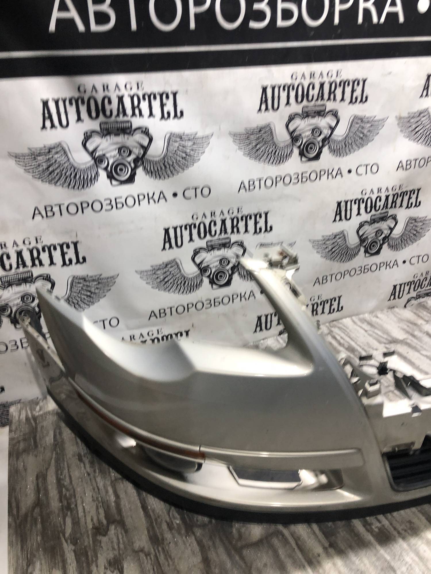 Бампер передній Volkswagen Passat b6 2005-2010 21563836 3C0807221