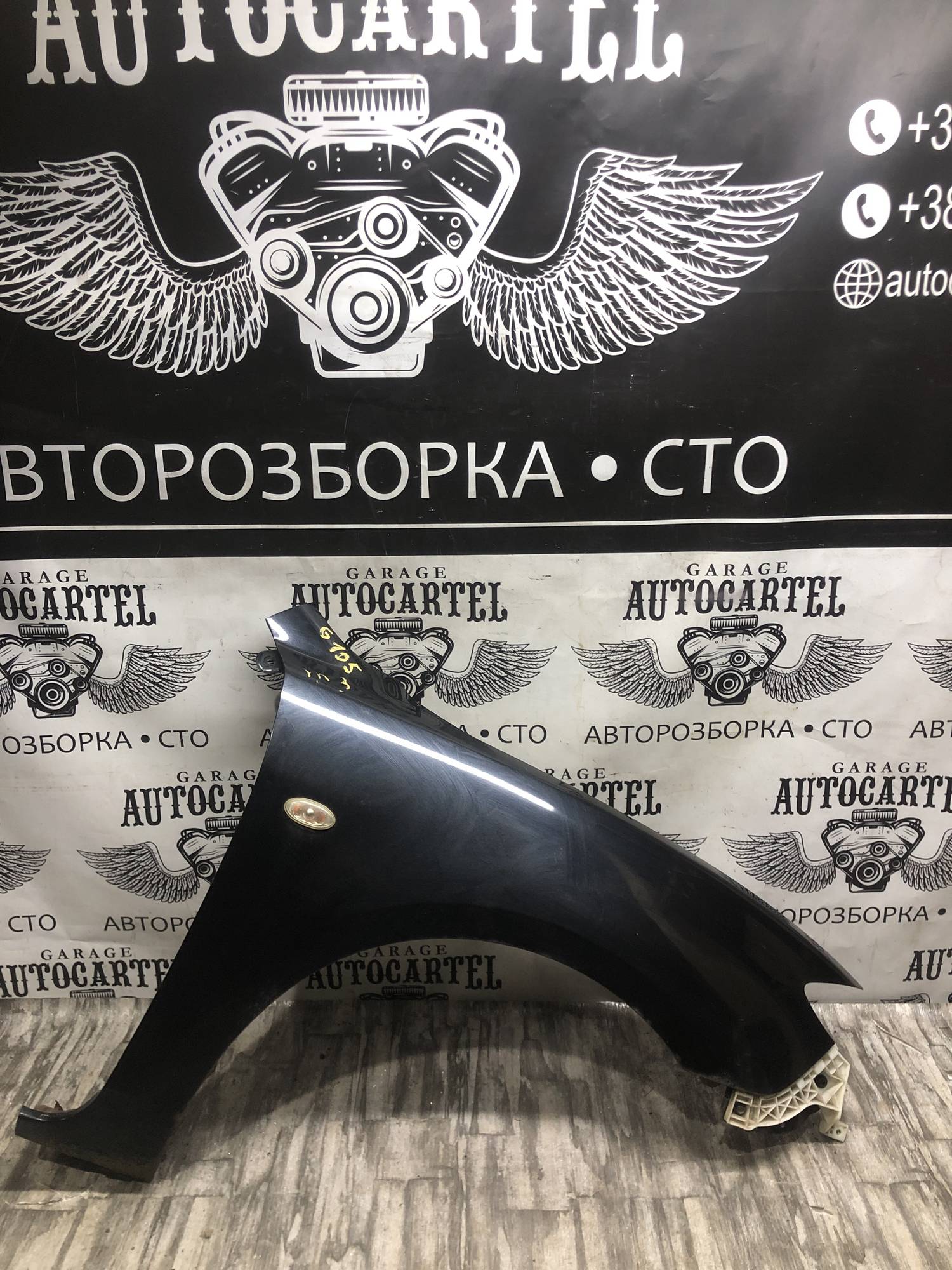 Крило переднє праве Mazda 3 2003-2009 21572616