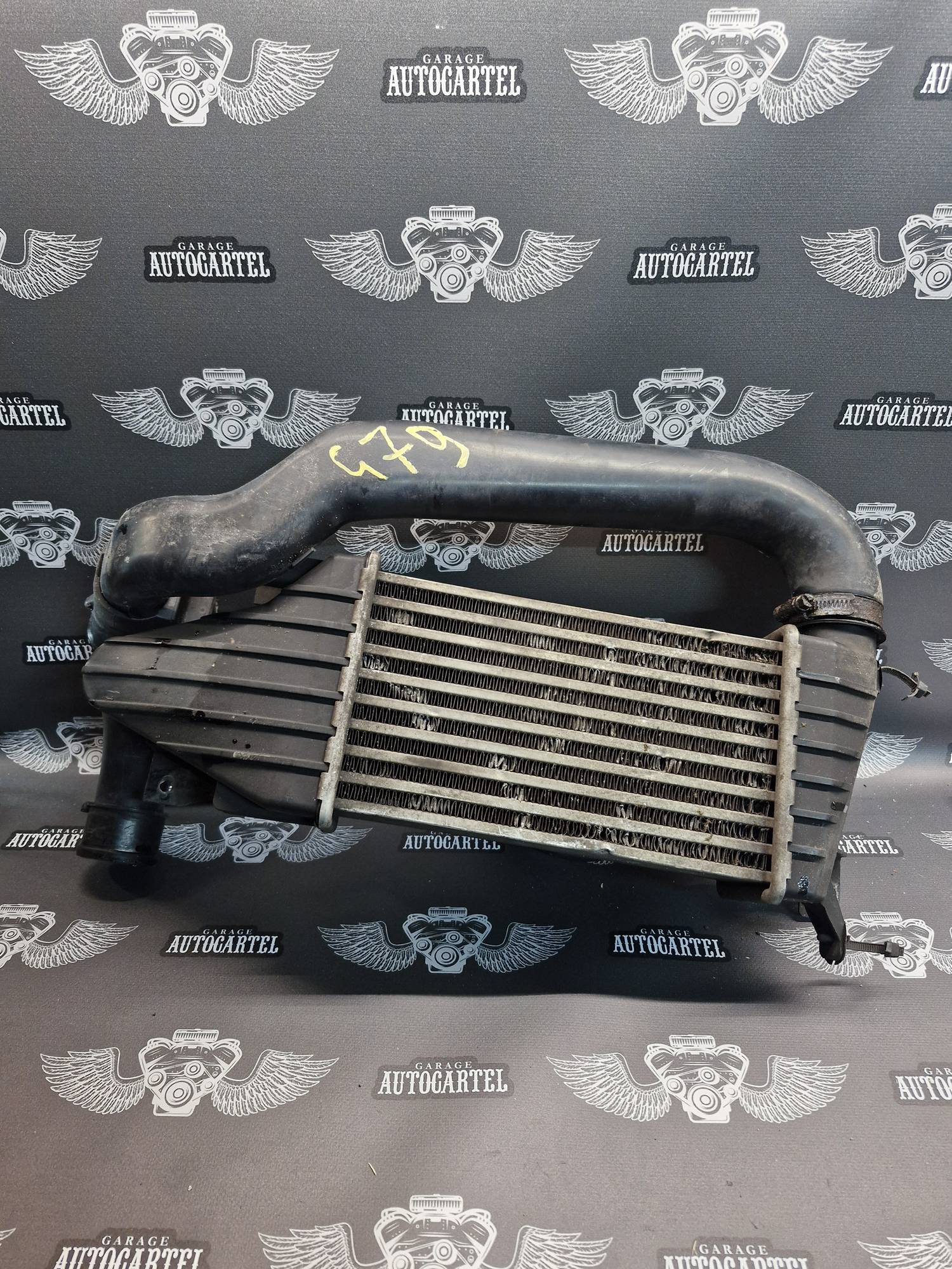 13128926 Радіатор інтеркулера Opel Astra H 1.7