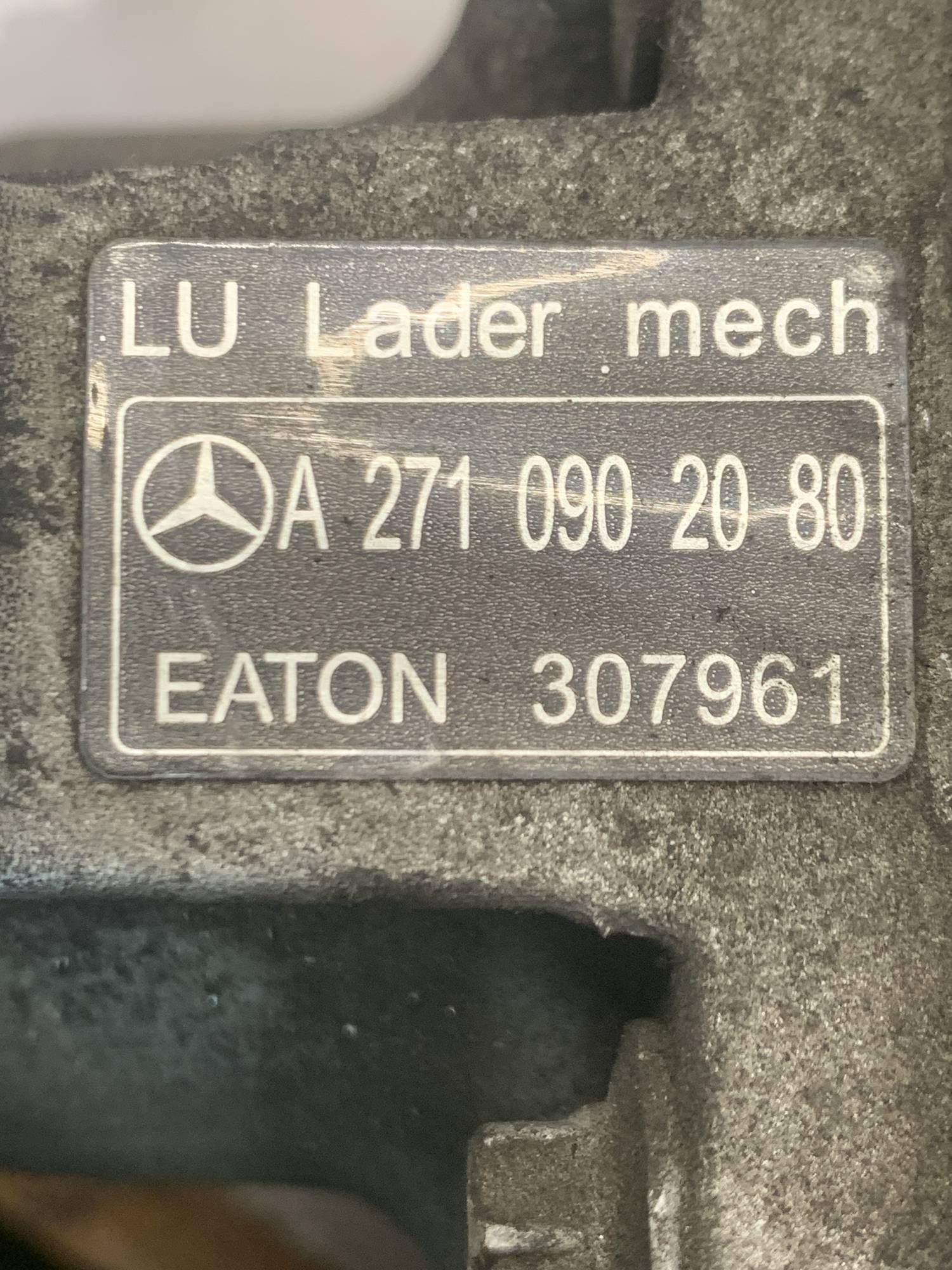 Компресор надува Mercedes W203 1.8 a2710902080