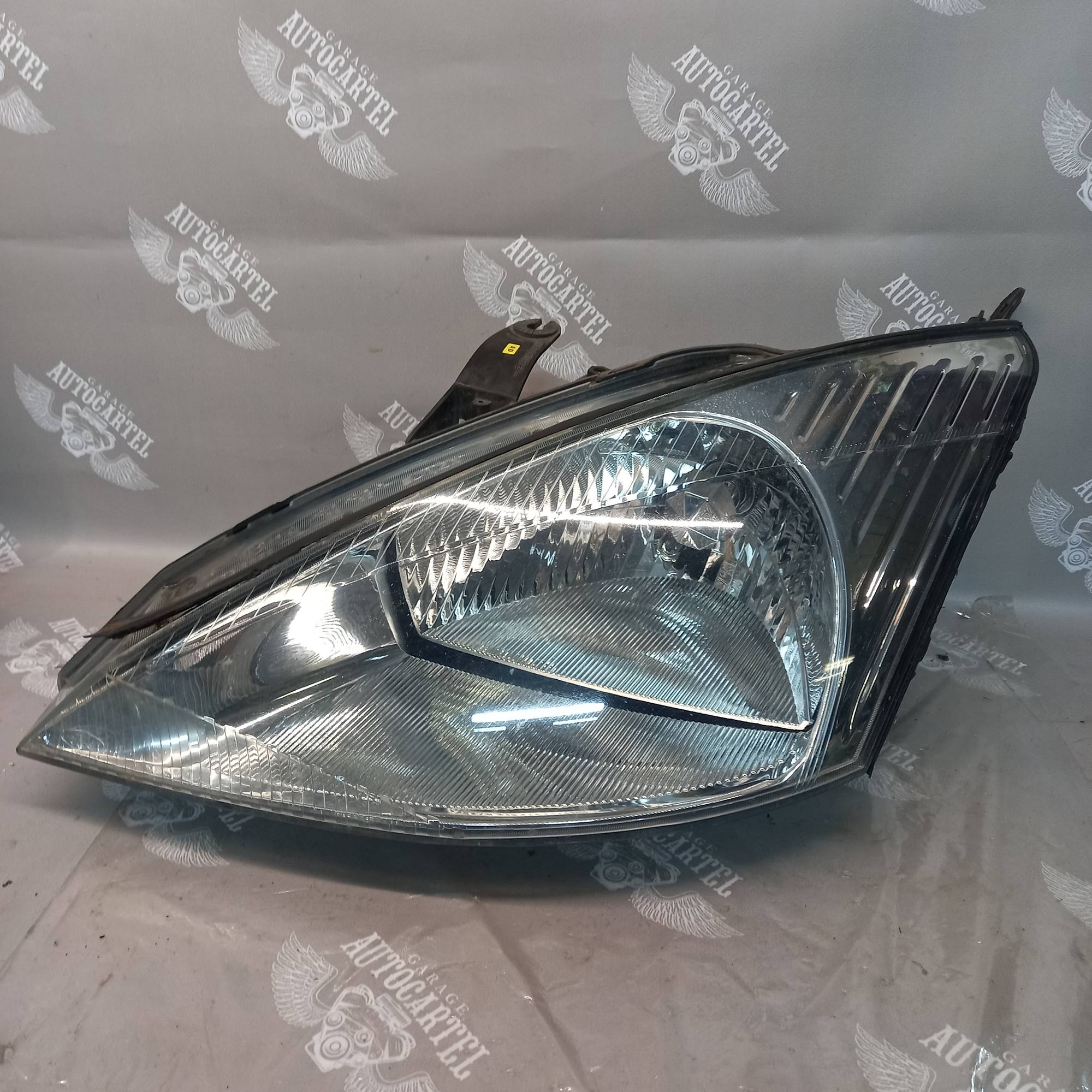 Фара передня ліва Ford Focus 1 (1998-2005) 2001 xs4x13006ad