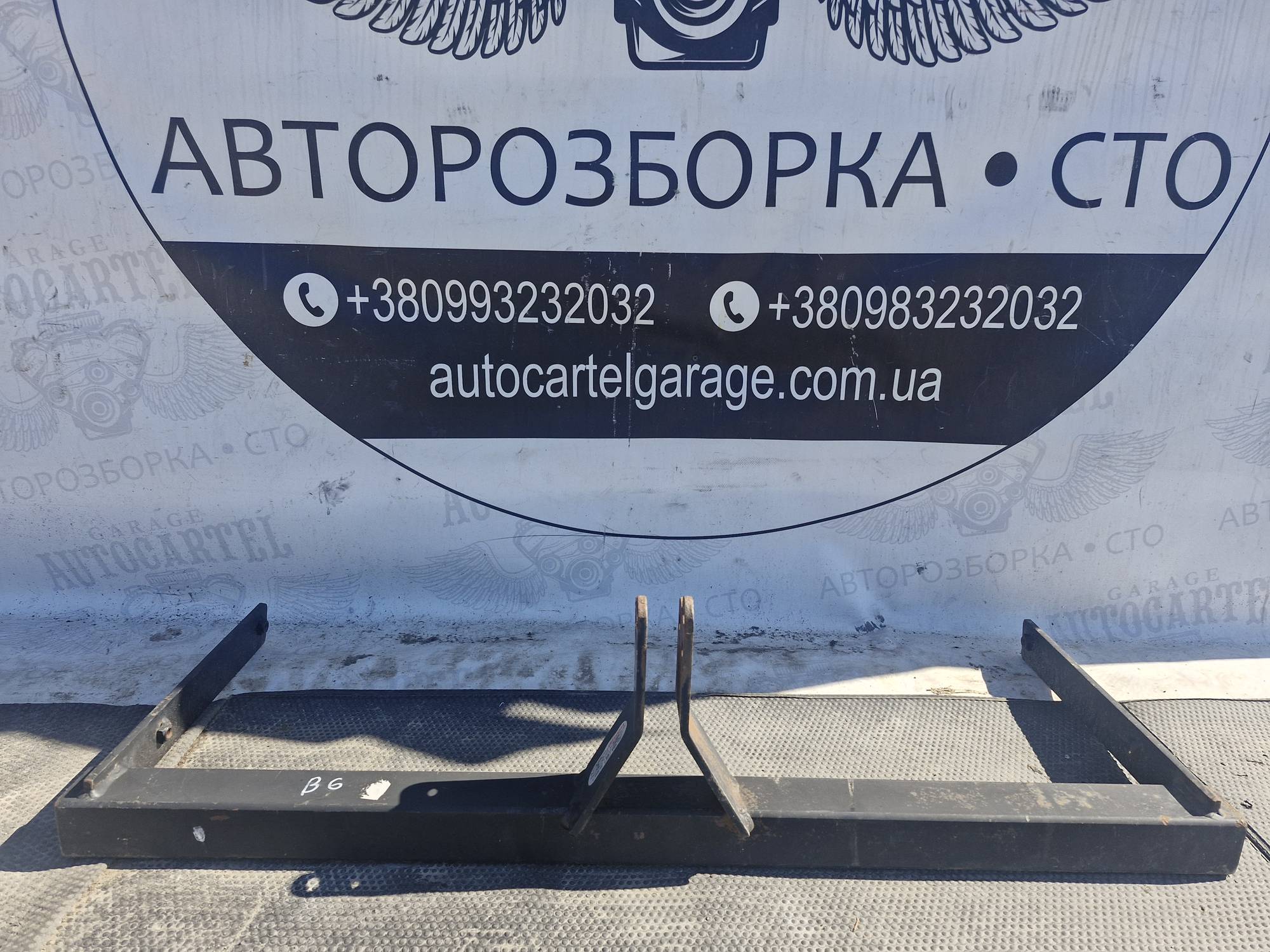 Фаркоп для авто частина для passat b6 21765964