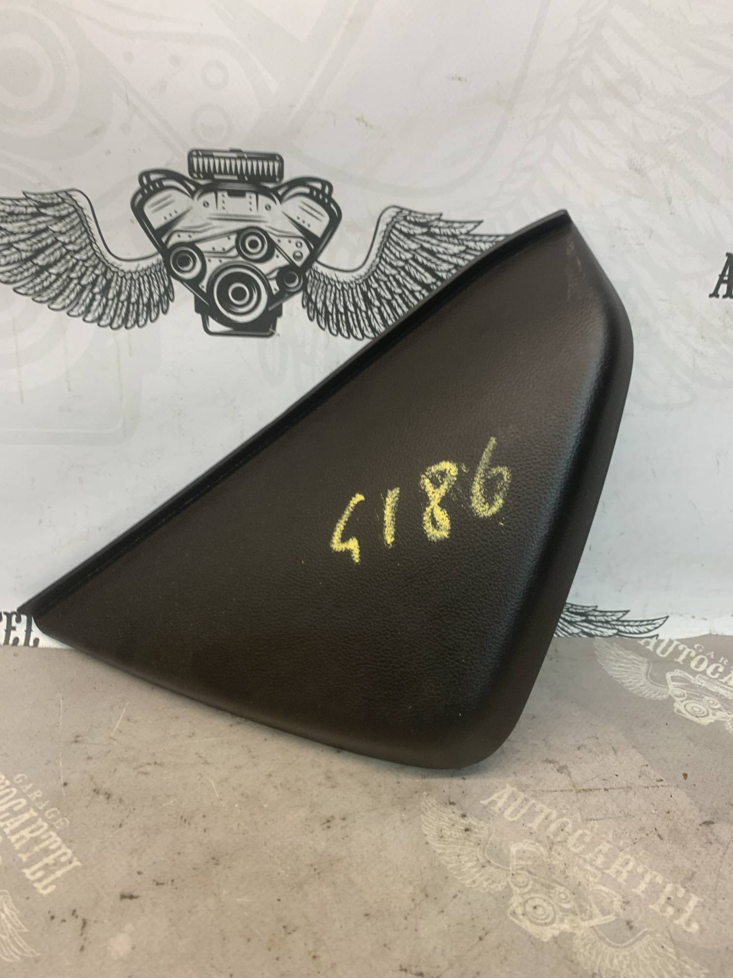 Накладка (Заглушка) торпеди ліва Chevrolet Cruze 96829291