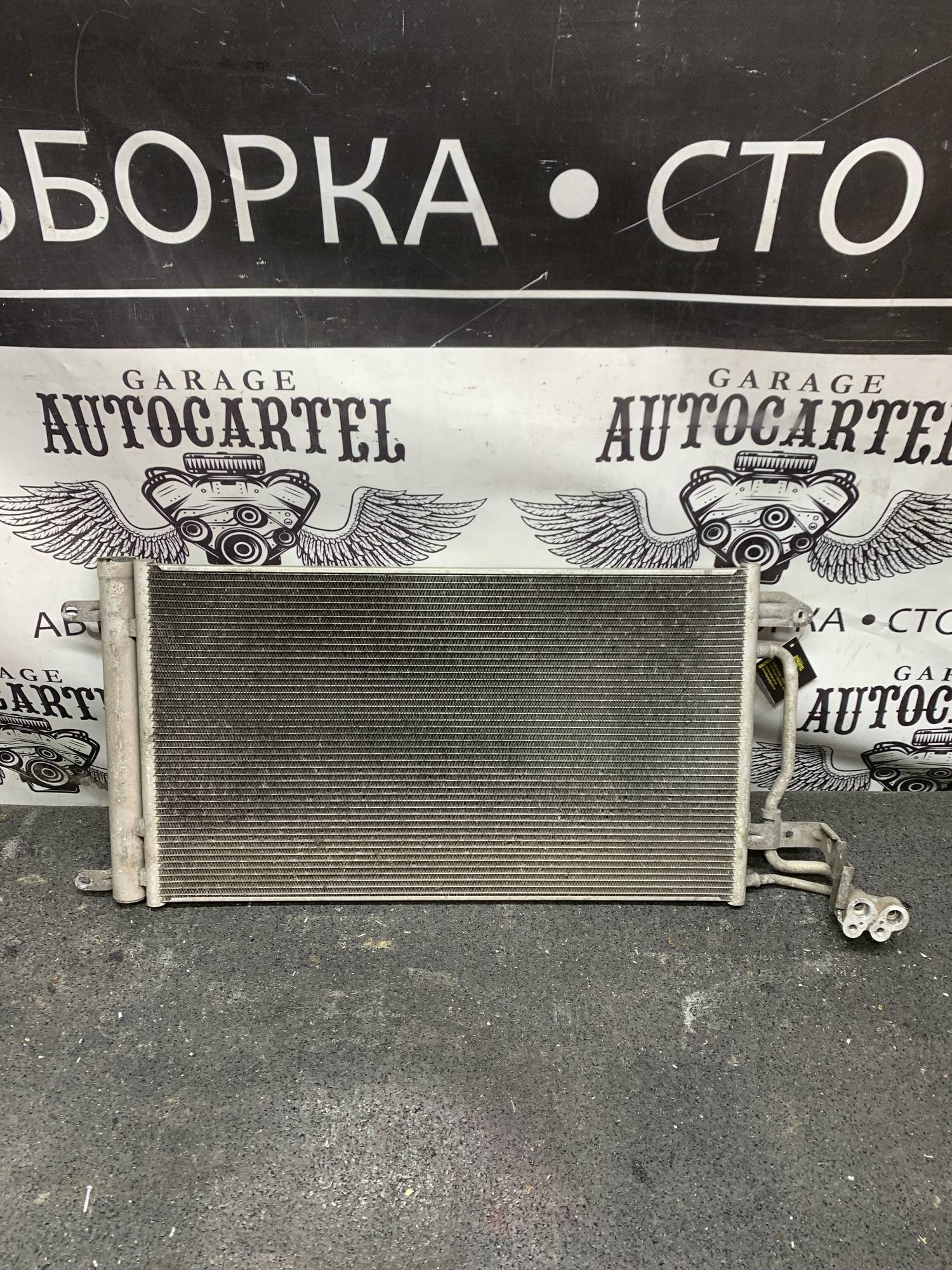 Радіатор кондиціонера SEAT TOLEDO IV 6r0816411