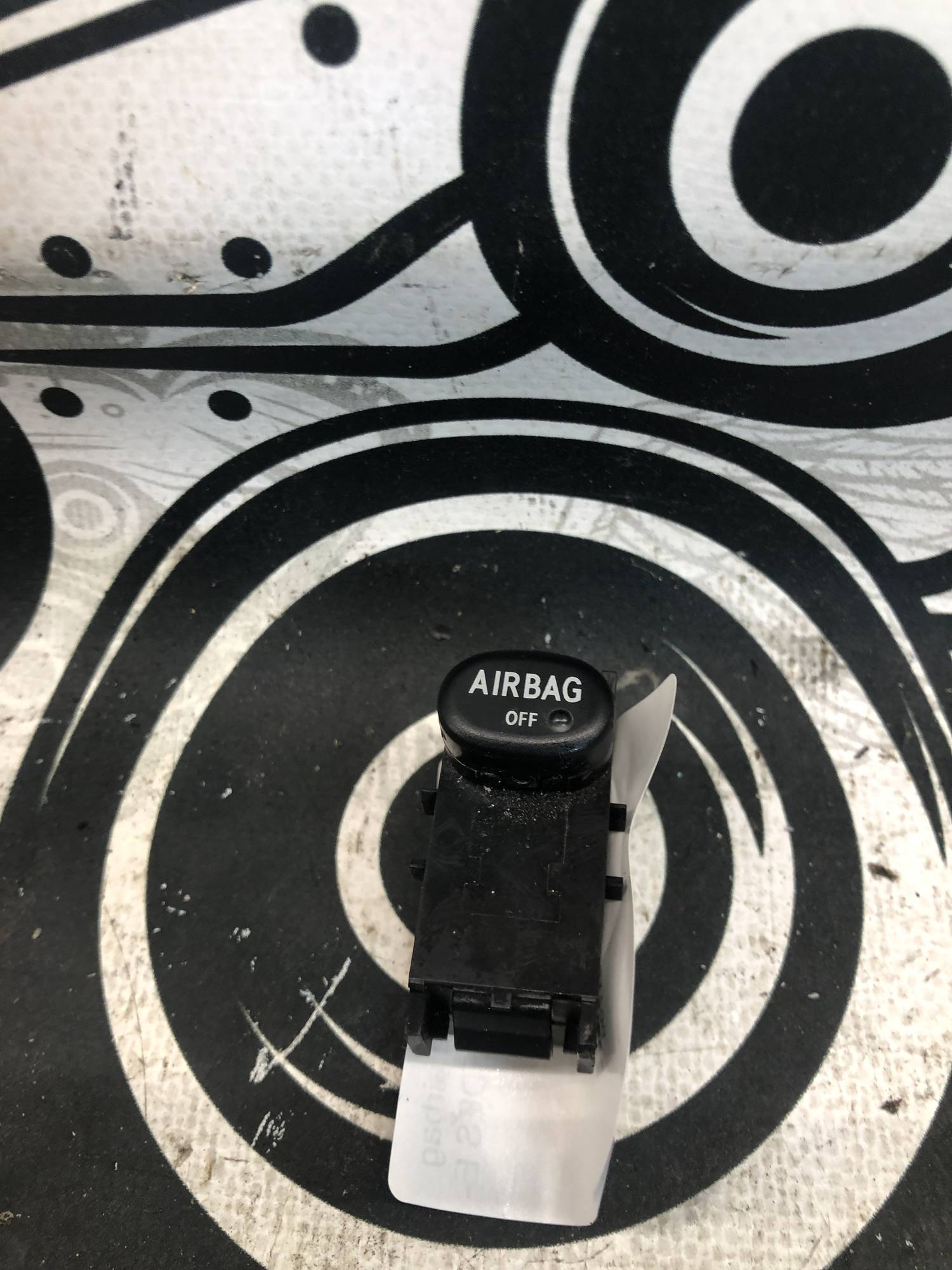 Кнопка індикатора airbag 2088201001 MERCEDES E-class (W210)