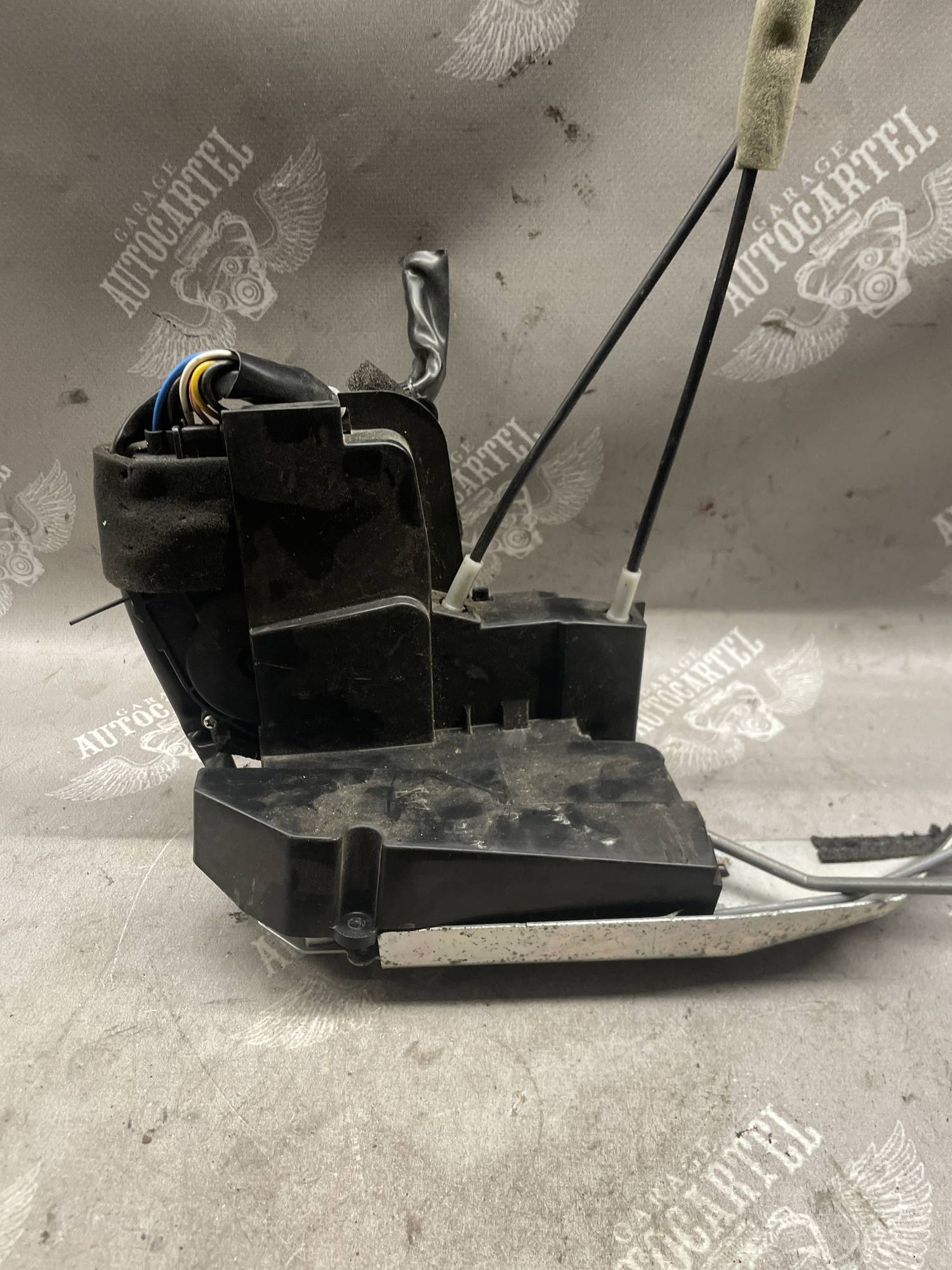 Замок задніх дверей для Mazda CX-7 EH1473310E.