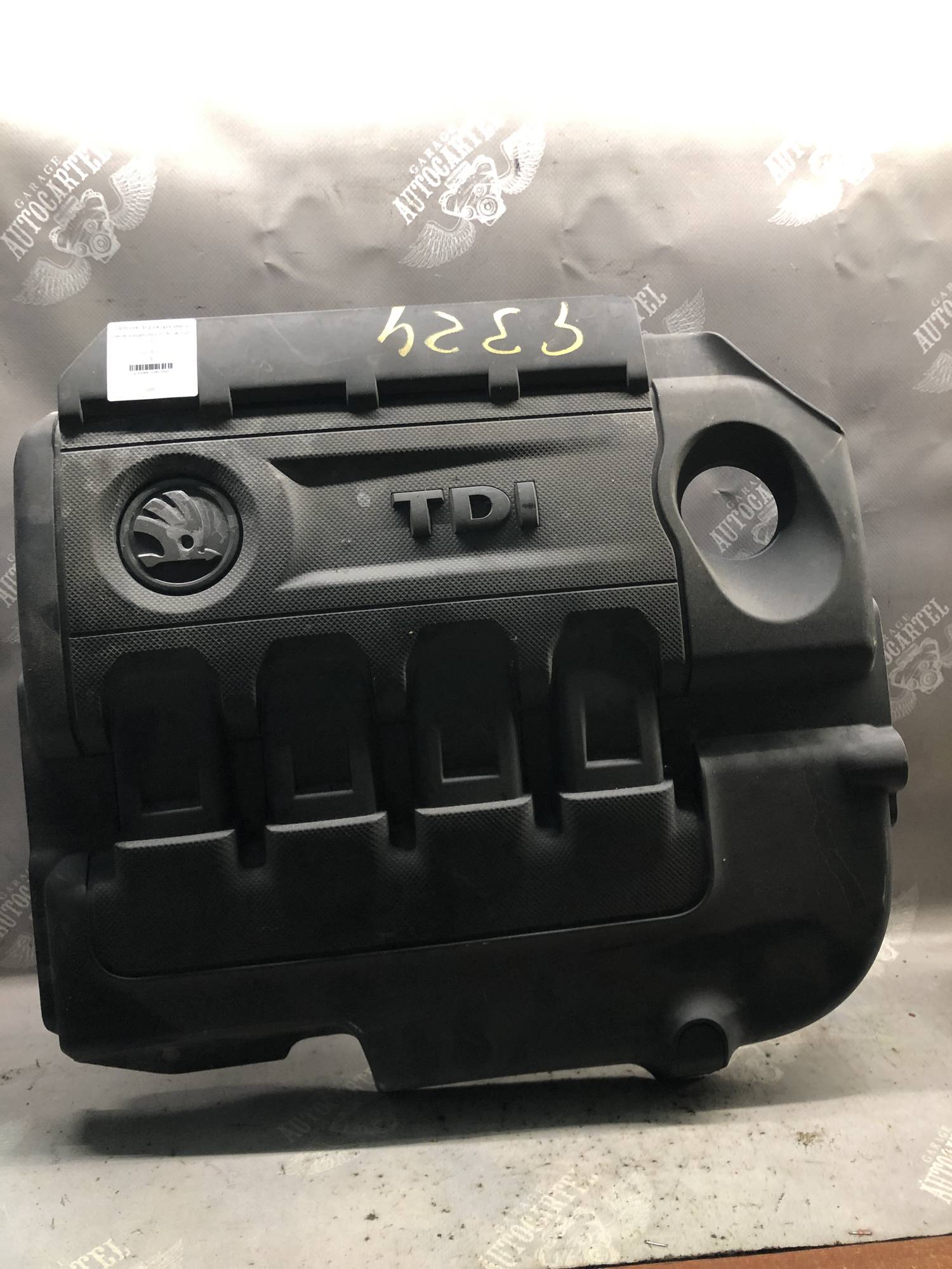 04l103954t Декоративна кришка вдигуна Volkswagen Golf 7