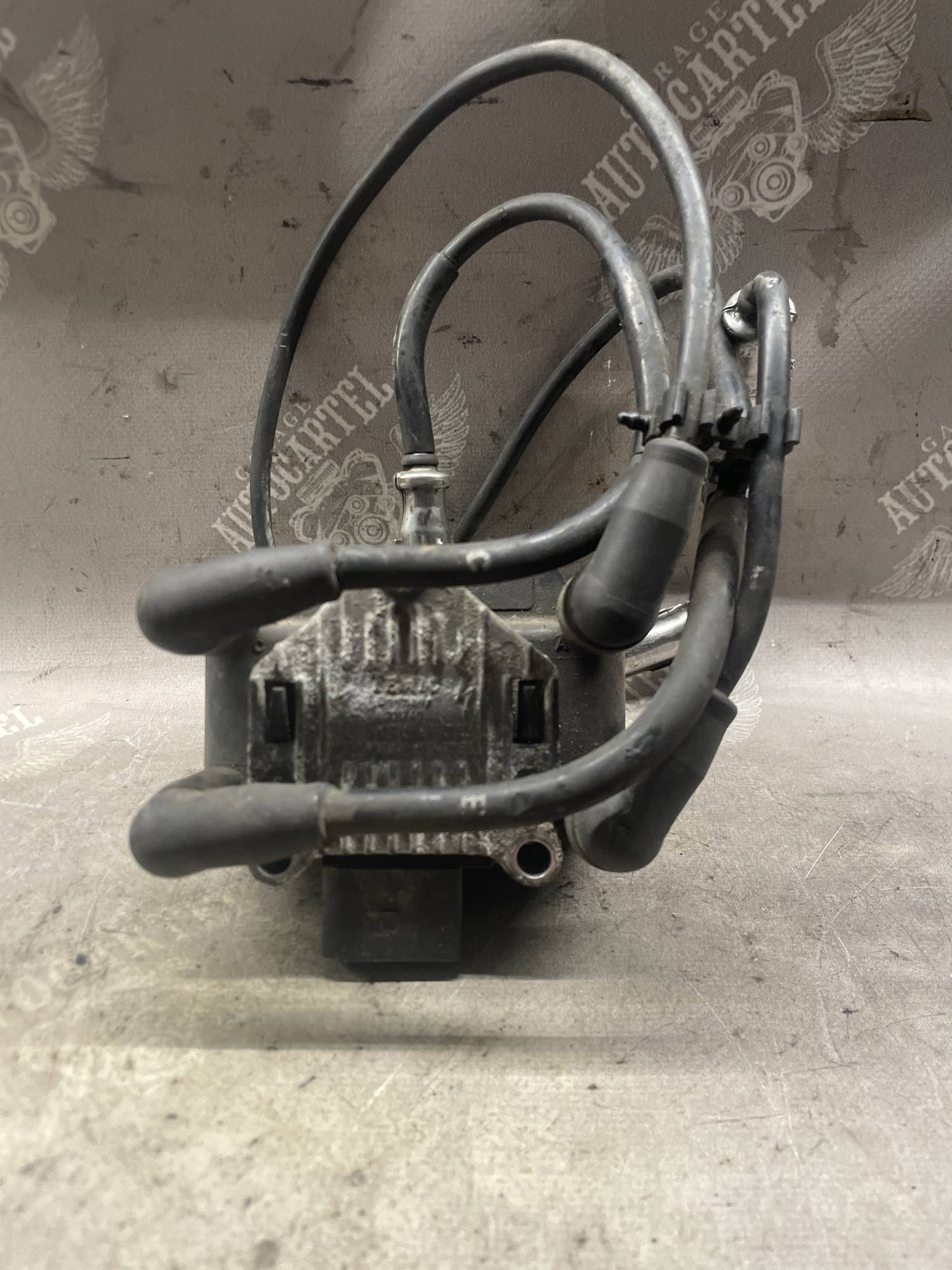 Котушка запалювання Audi a3 8l Volkswagen Golf 4 1.6 16v 032906106e