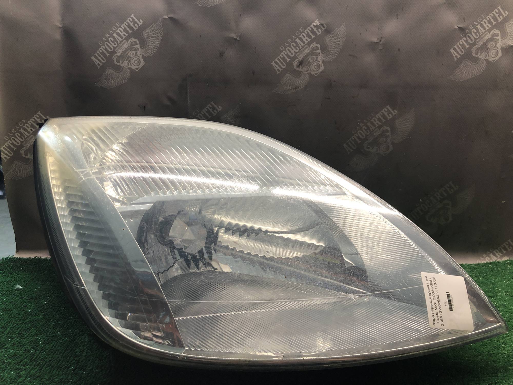 Фара перендя права Ford Fiesta MK6 (2002-2008) 2S6X13W029AJ 21110726