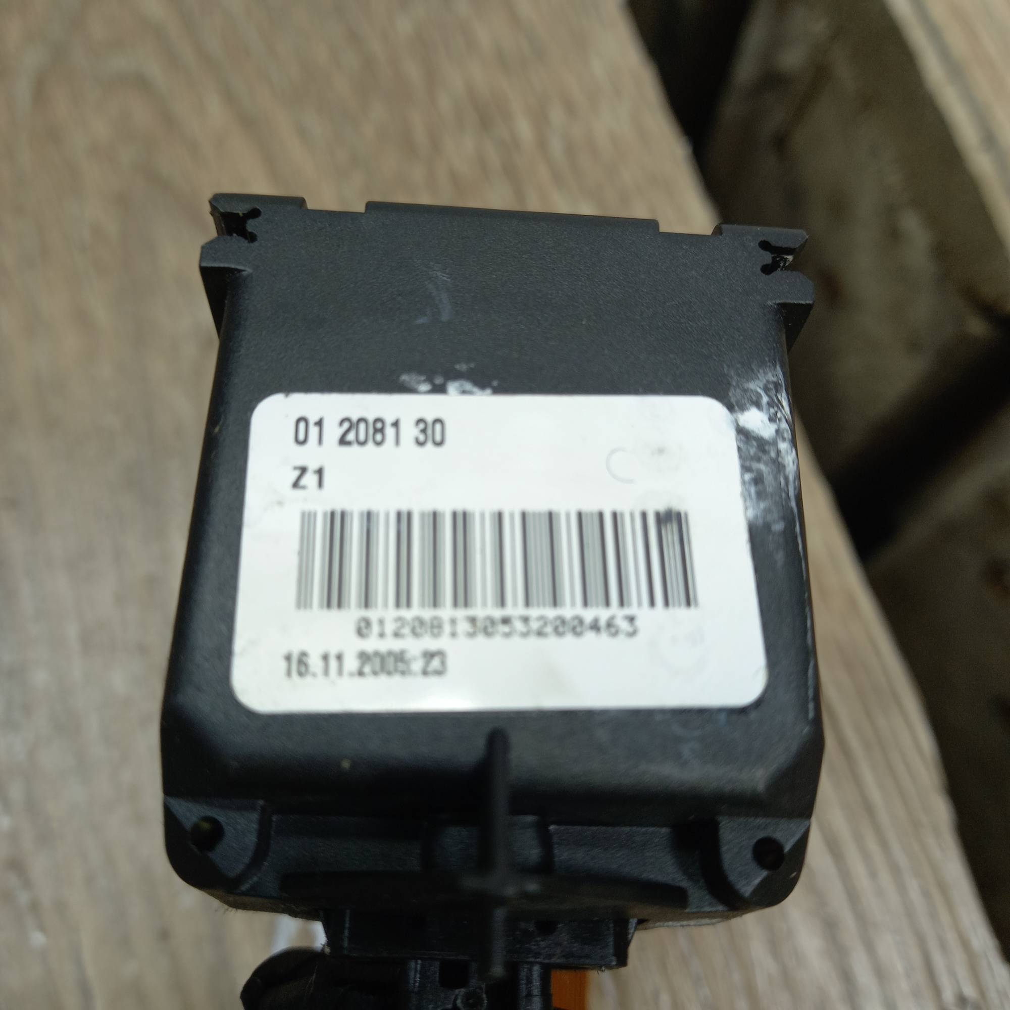 Перемикач двірників (склоочисника) BMW X5 E70 (2010-2013) рестайл,01208130