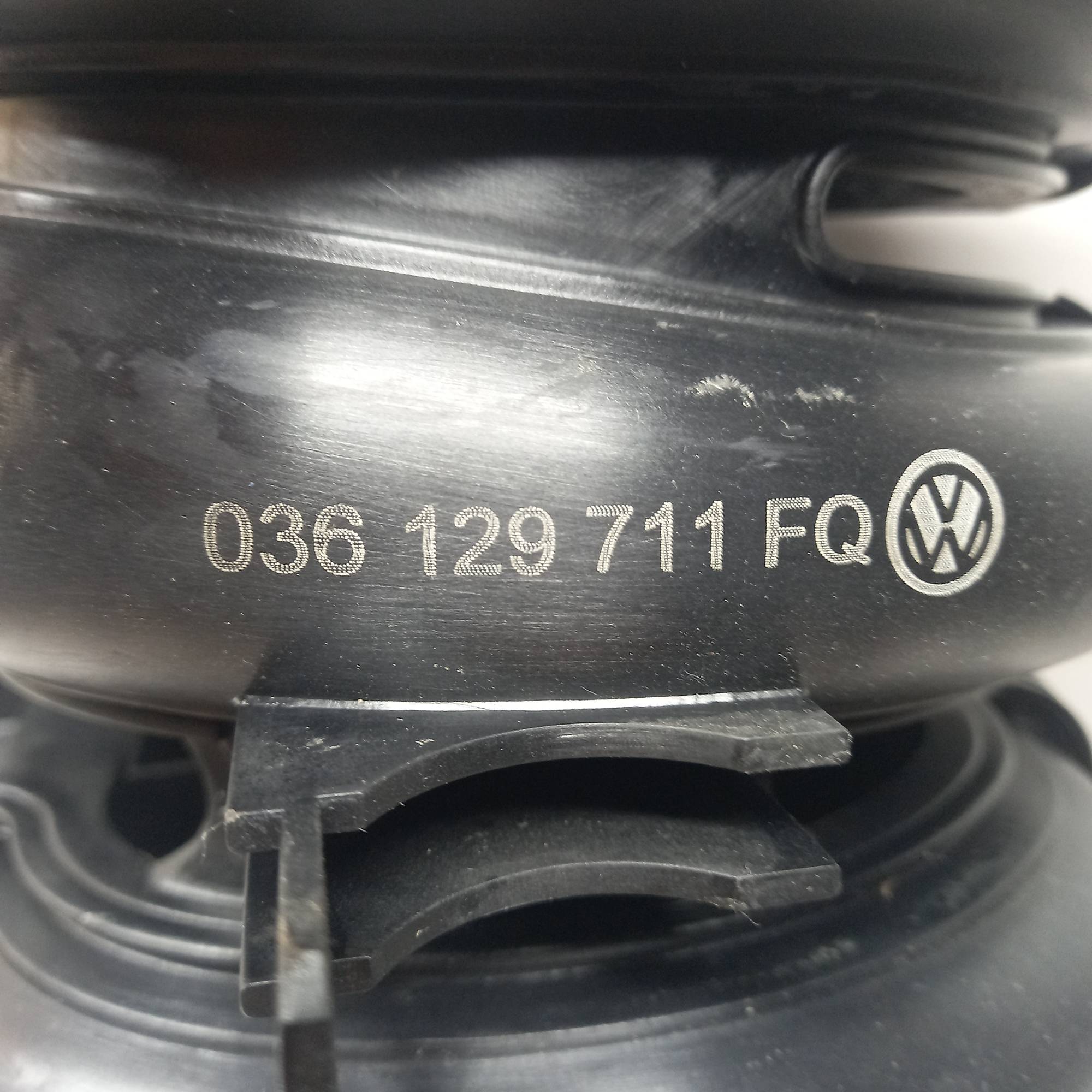 Колектор впускний Volkswagen Golf V, 1.4i, 036129711fq