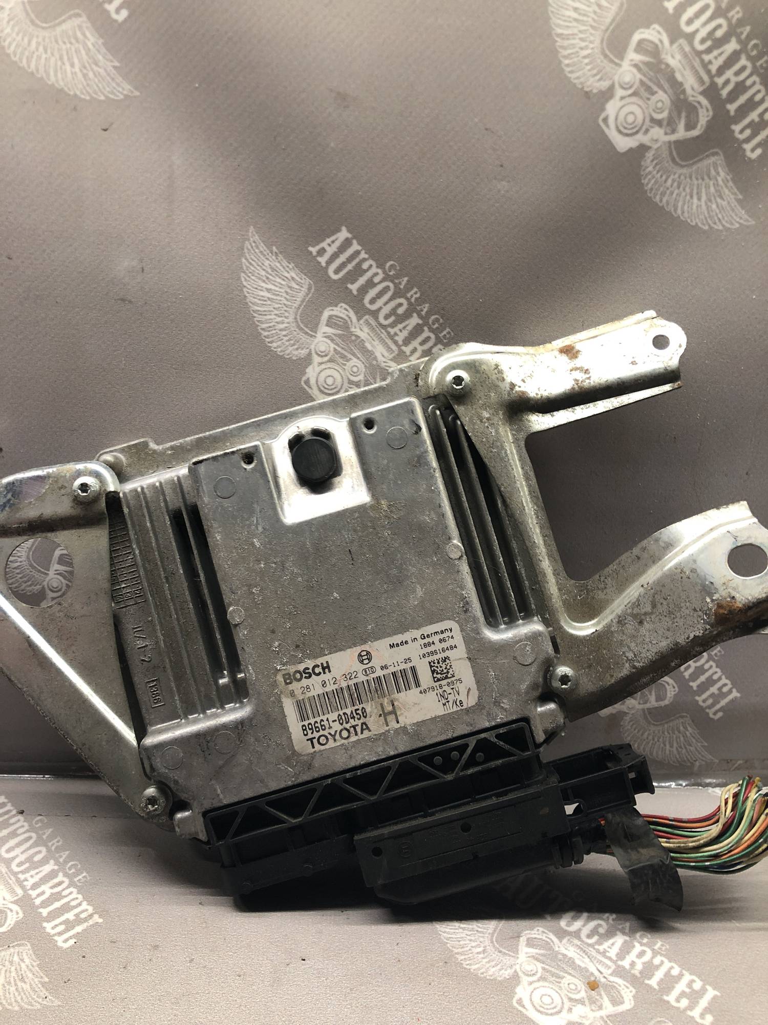 Блок керування двигуном 0281012322, 89661-0D450 для Toyota Yaris