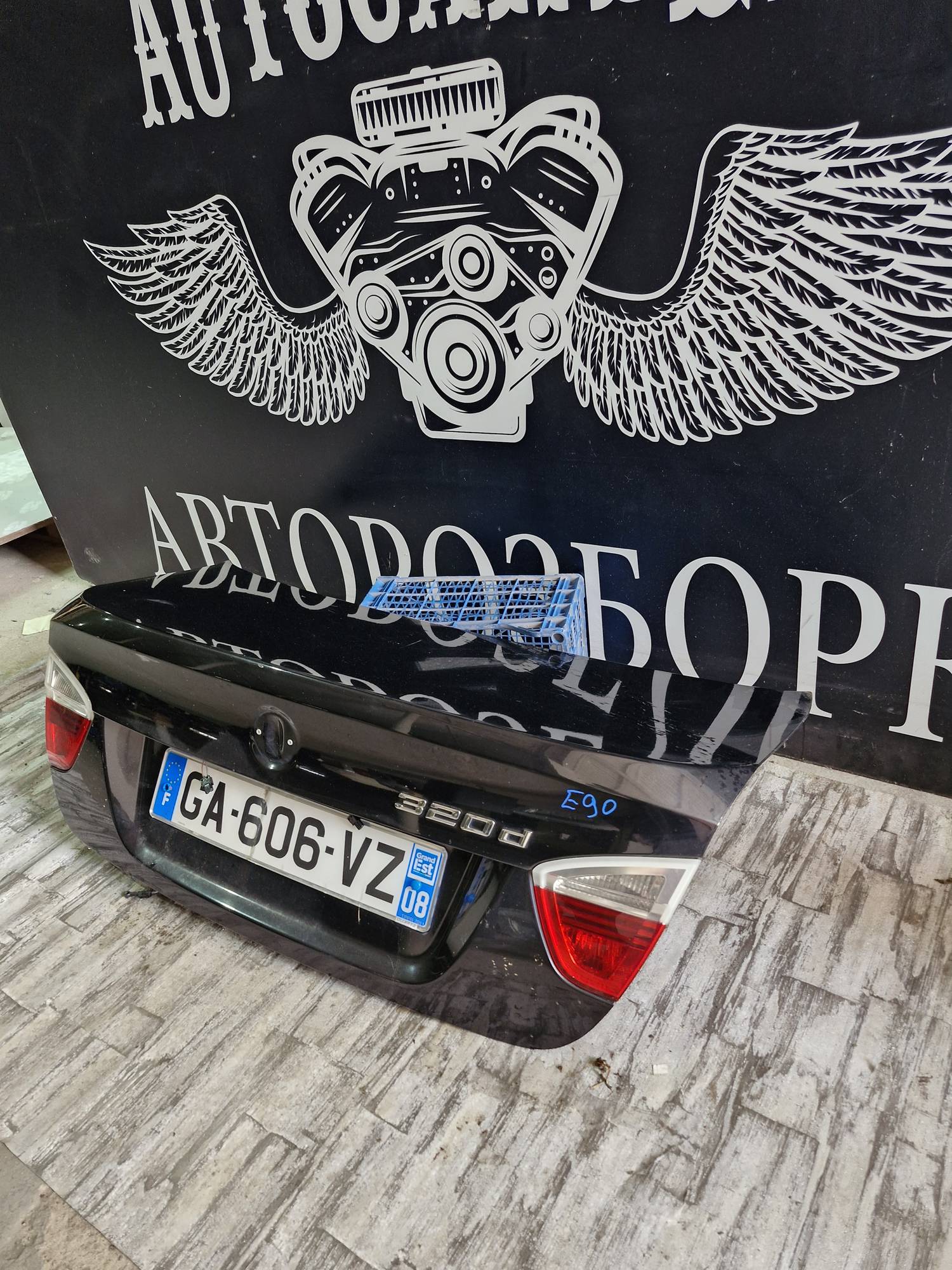 Кришка багажника Bmw E90 21511912