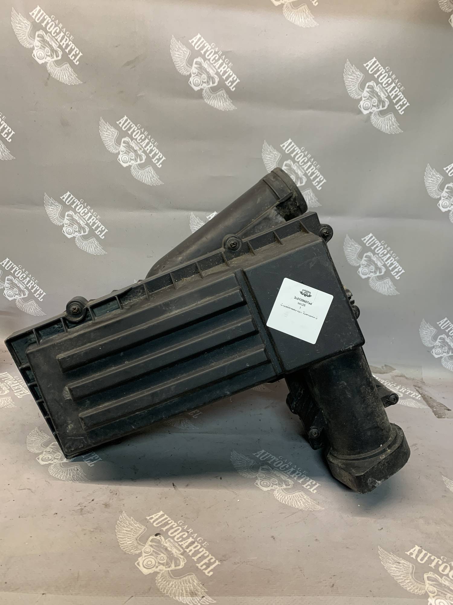 3c0129607ad Корпус повітряного фільтра Volkswagen Touran