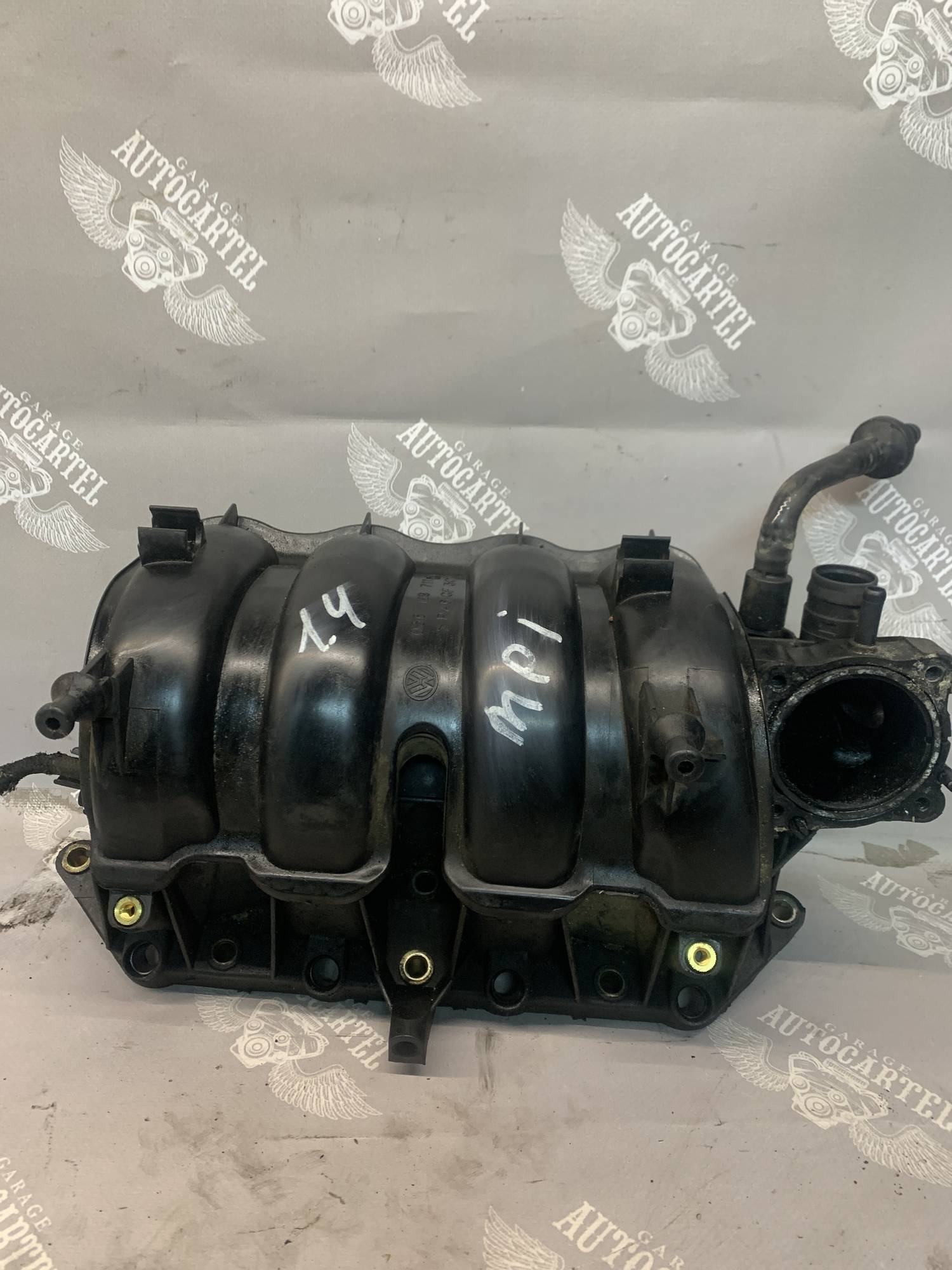 036129711ff Впускний колектор VW Golf 1.6 16V (IV) 1997-2003