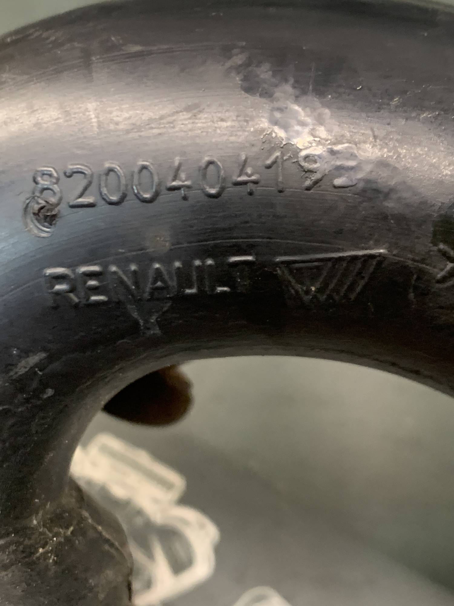 Патрубок повітряний (патрубок турбіни) Renault Clio 1.5 dci 8200404193
