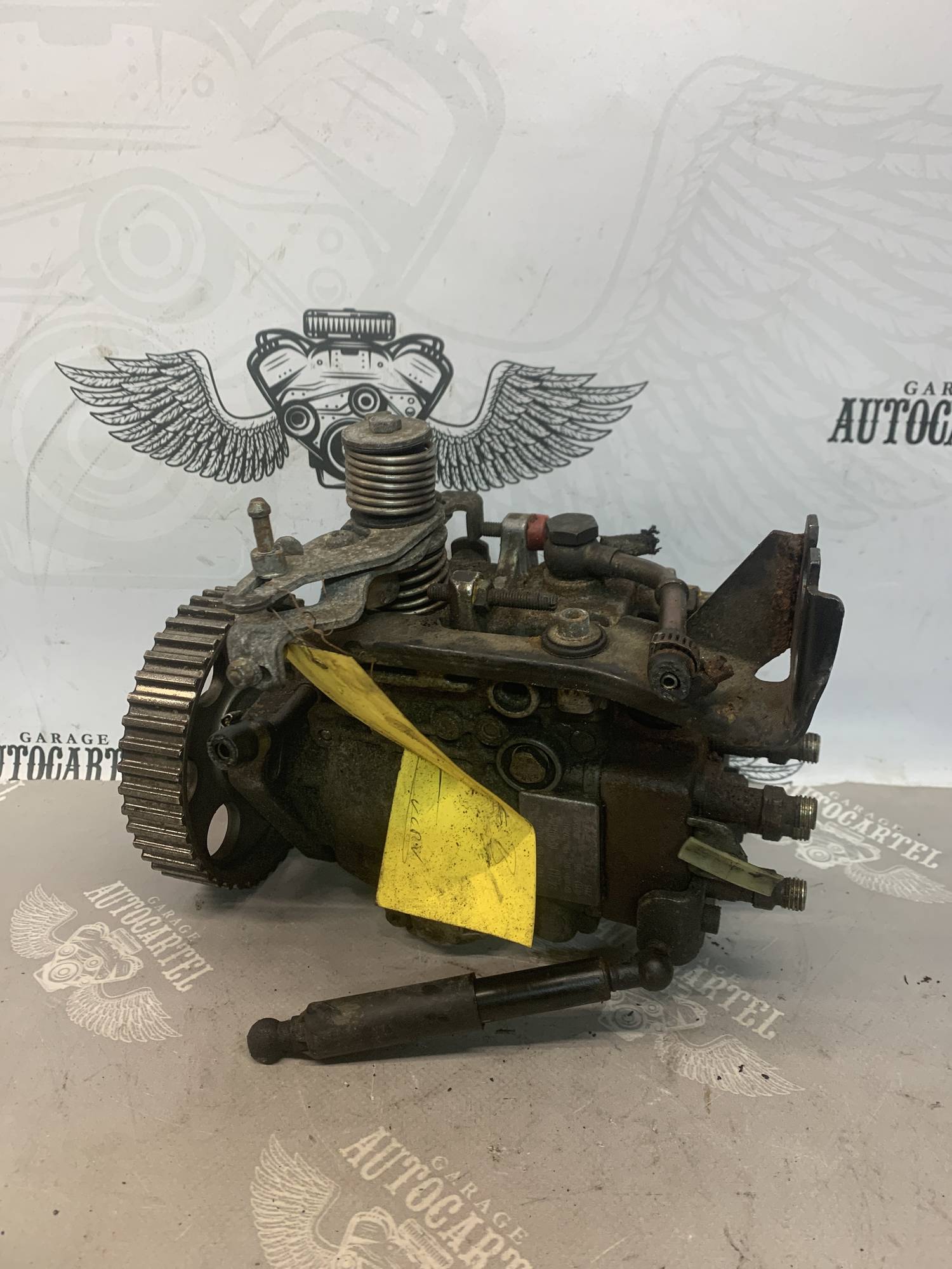 Паливний насос високого тиску, ТНВД VW T4 GOLF 3 1.9D 1,9TD 028130107q