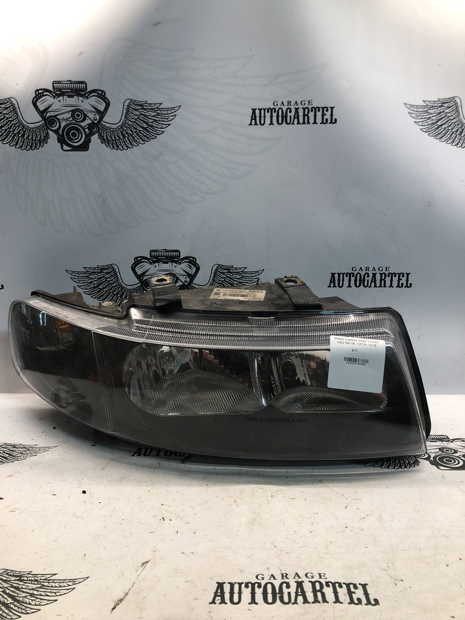 Фара права Seat Toledo mk2 99-06 1M1941016