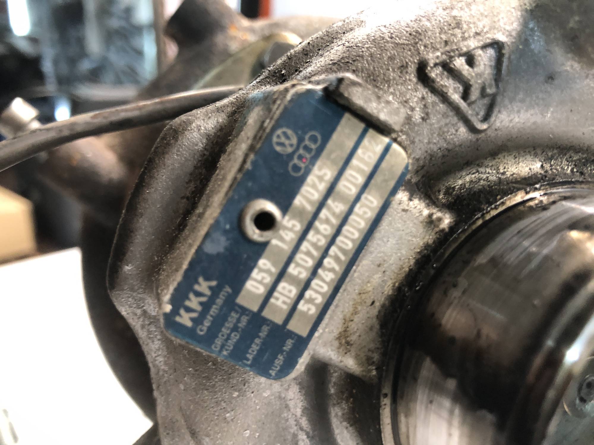 059145702s Турбіна audi a4 b7 a6 c6 q7 vw phaeton touareg 3.0 tdi