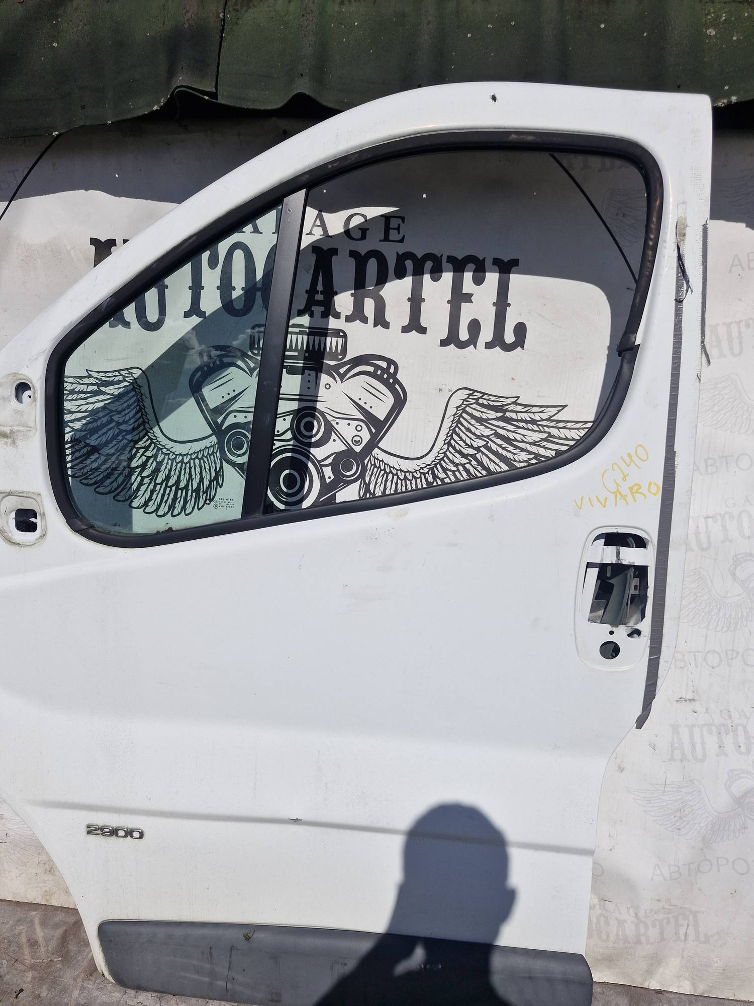 Дверка передня ліва Opel Vivaro 21870798