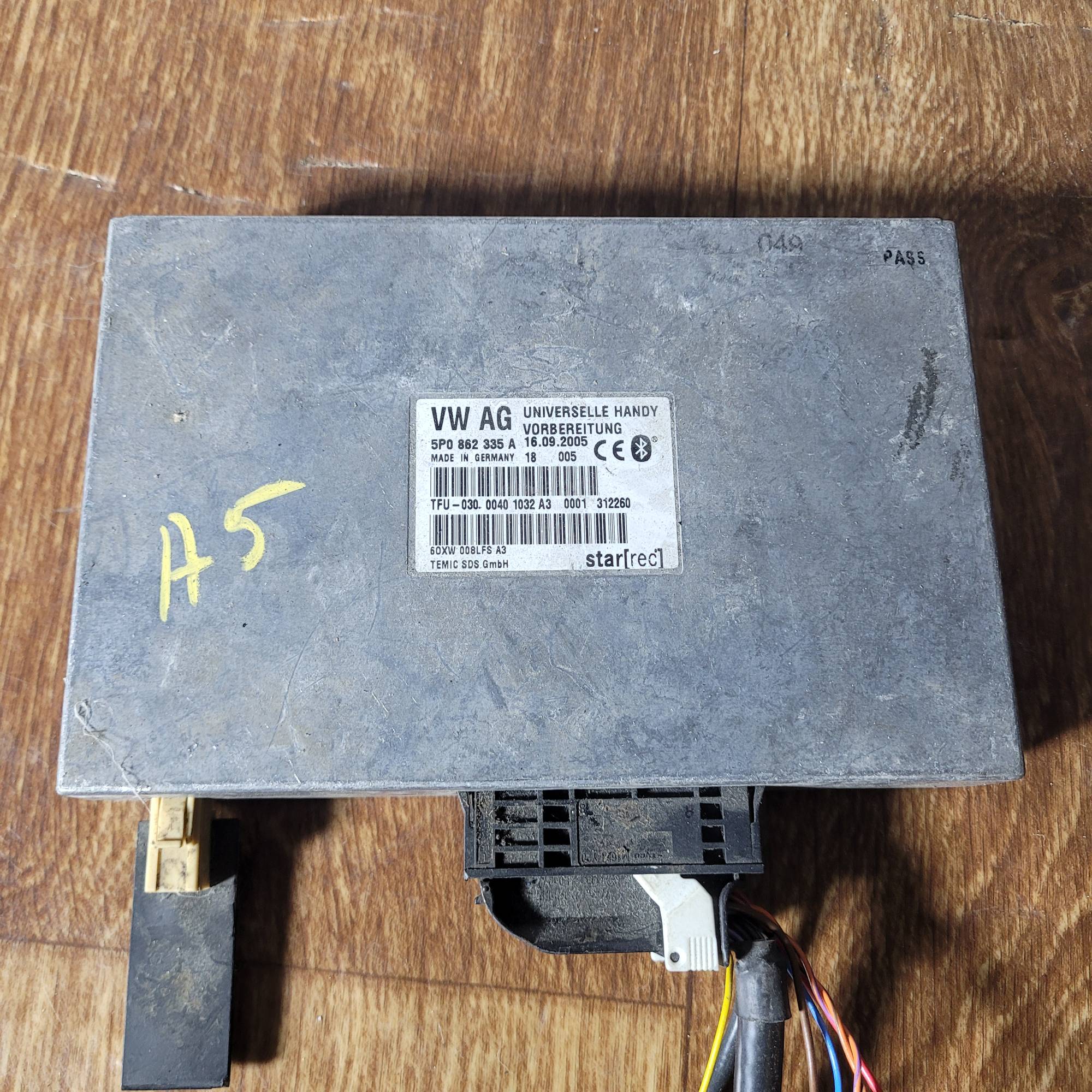 Блок керування Bluetooth Skoda Octavia A5 5P0862335A