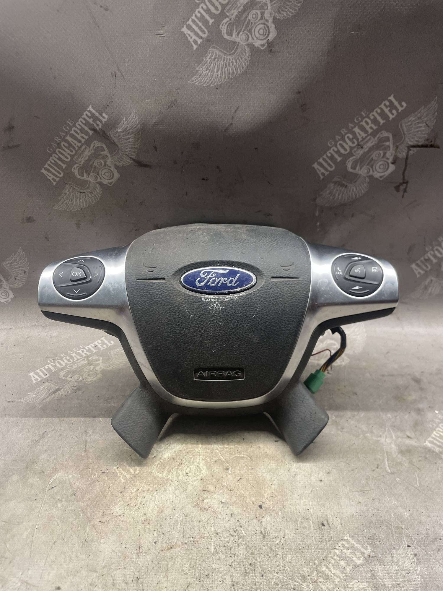 Подушка безпеки керма (AIRBAG) Ford Kuga em51-r042b85-ba