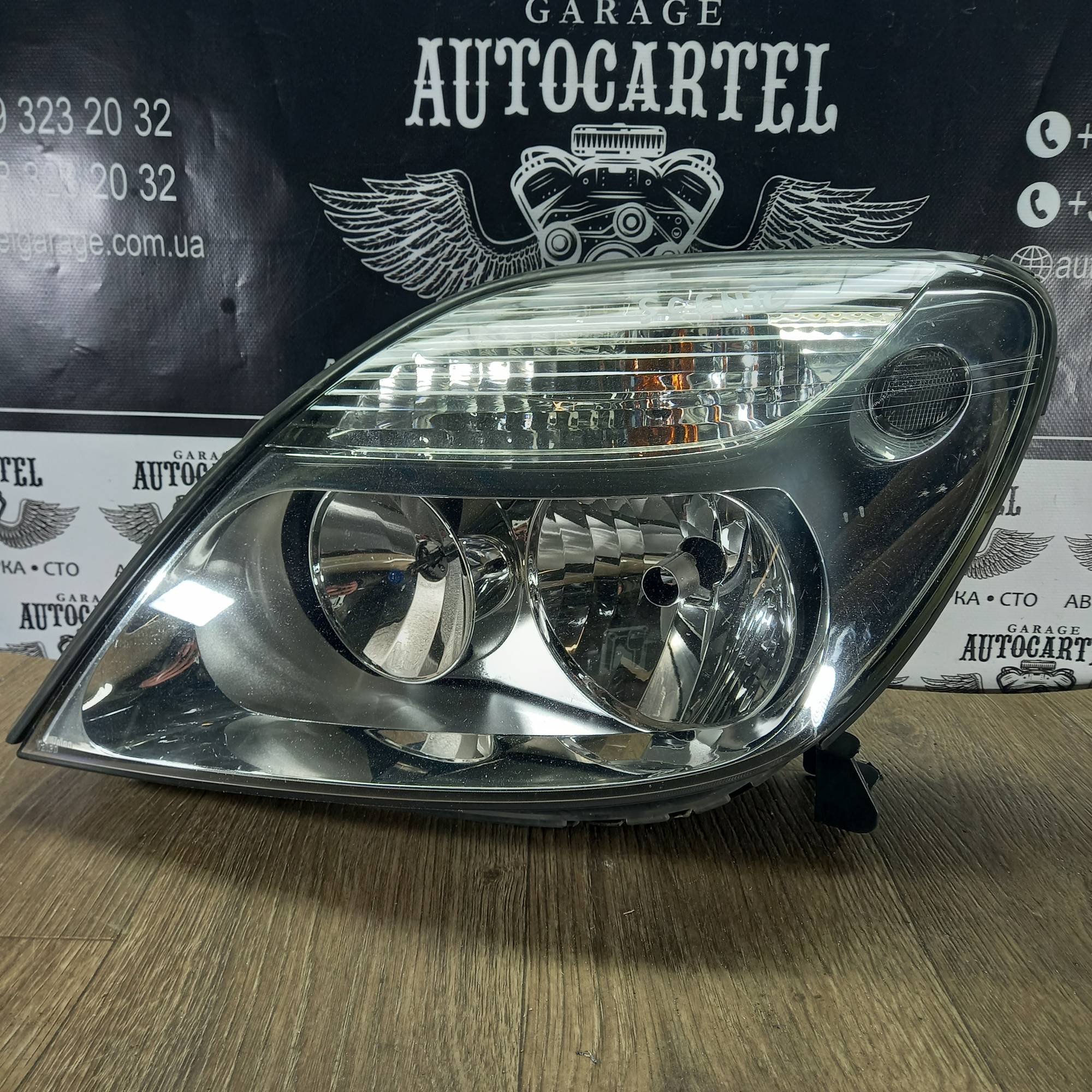 Фара передня ліва RENAULT SCENIC 1 7700432098
