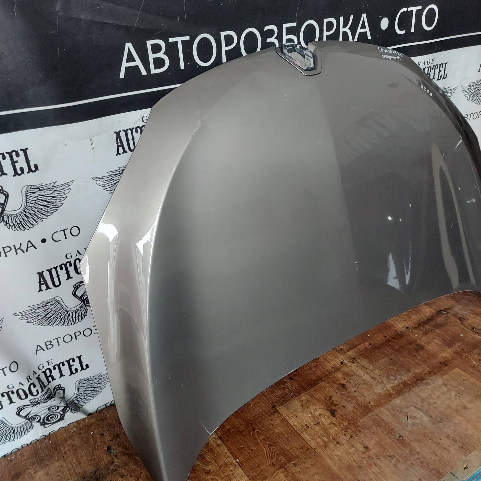 Капот Renault Megane III 2009-2016 L032202421