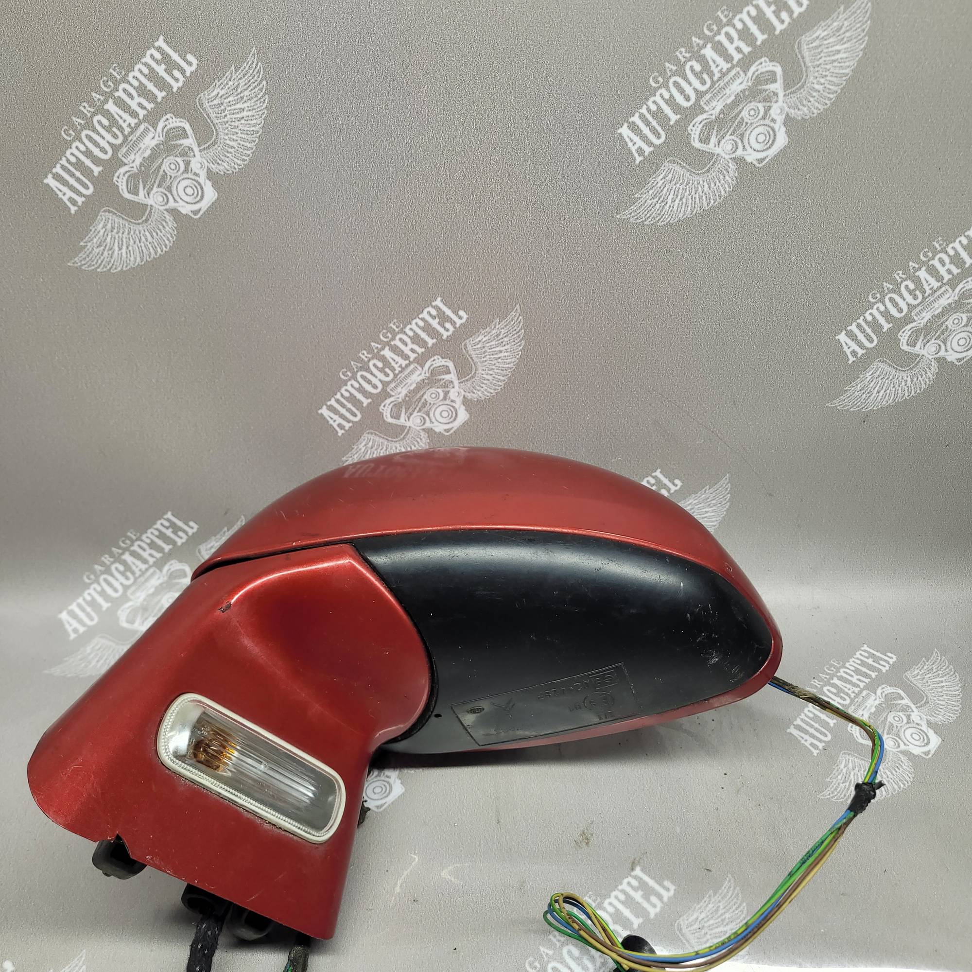 Дзеркало ліве з повтор 2 фішки 3 / 2піна Citroen C4 2004-2011 96467083
