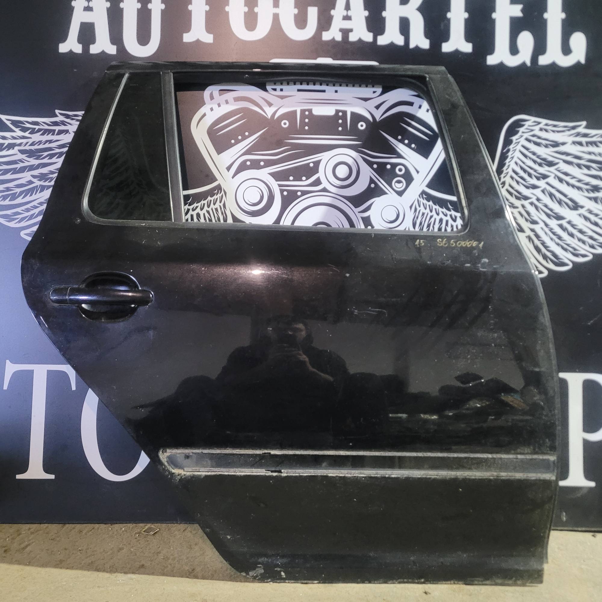 Дверка задня права skoda a 5 universal 2004-2008 st500001
