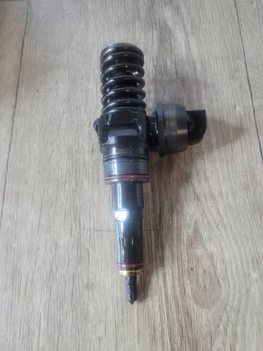 Форсунка VAG, (AWX, AVF) 1.9TDI, Bosch 038130073ar