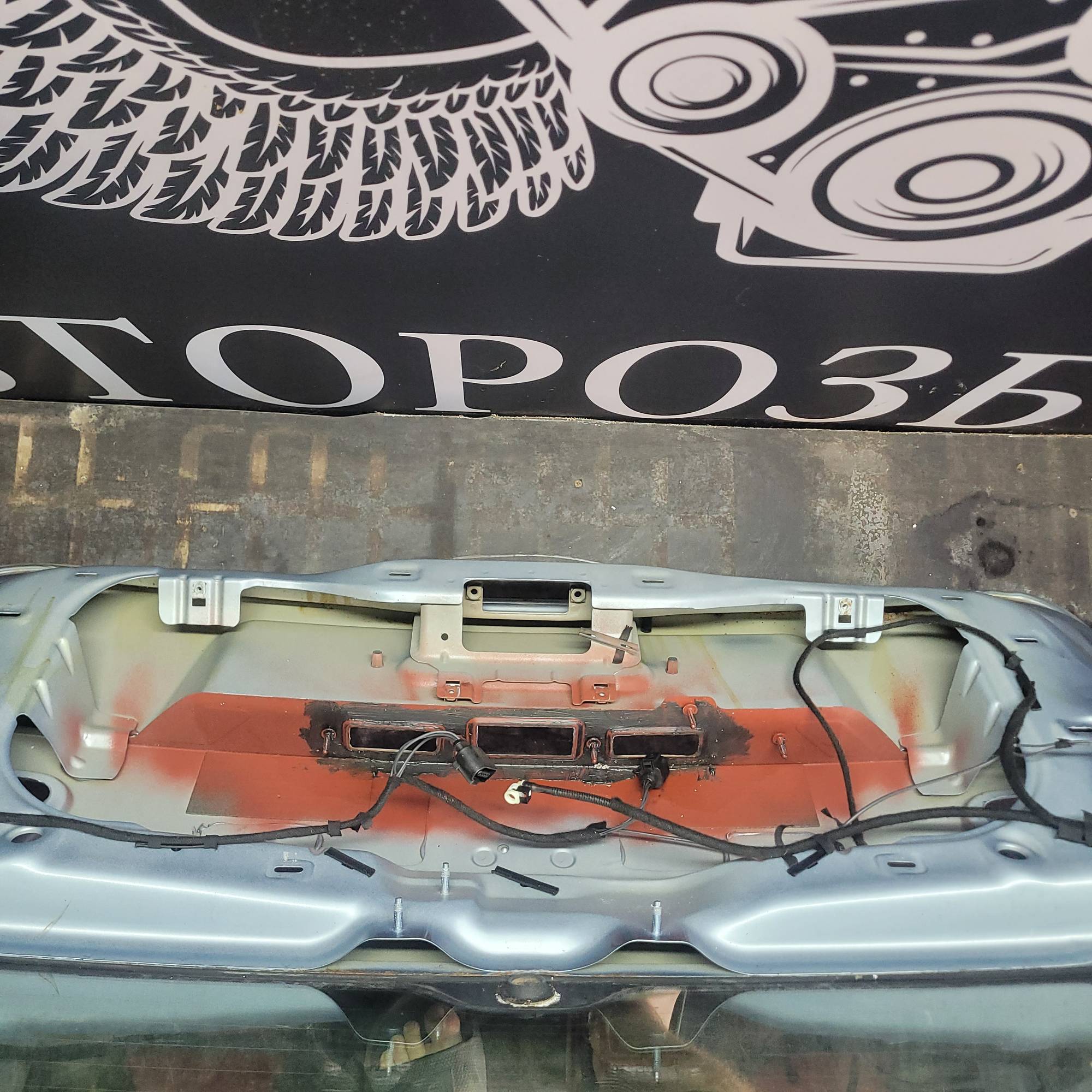 Задня ляда кришка багажника Volkswagen Passat B6 2005-2010 lb5m