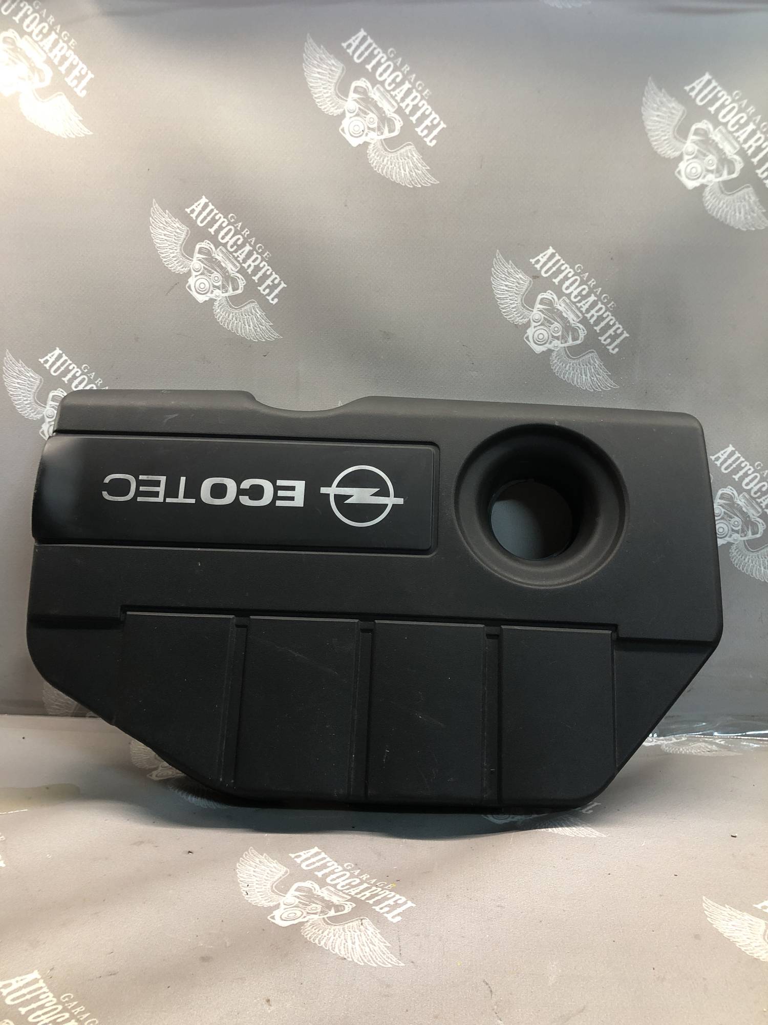 Захист кришки двигуна 330188061 55355218 5535217 Opel Astra H L48 1.7 CDTi