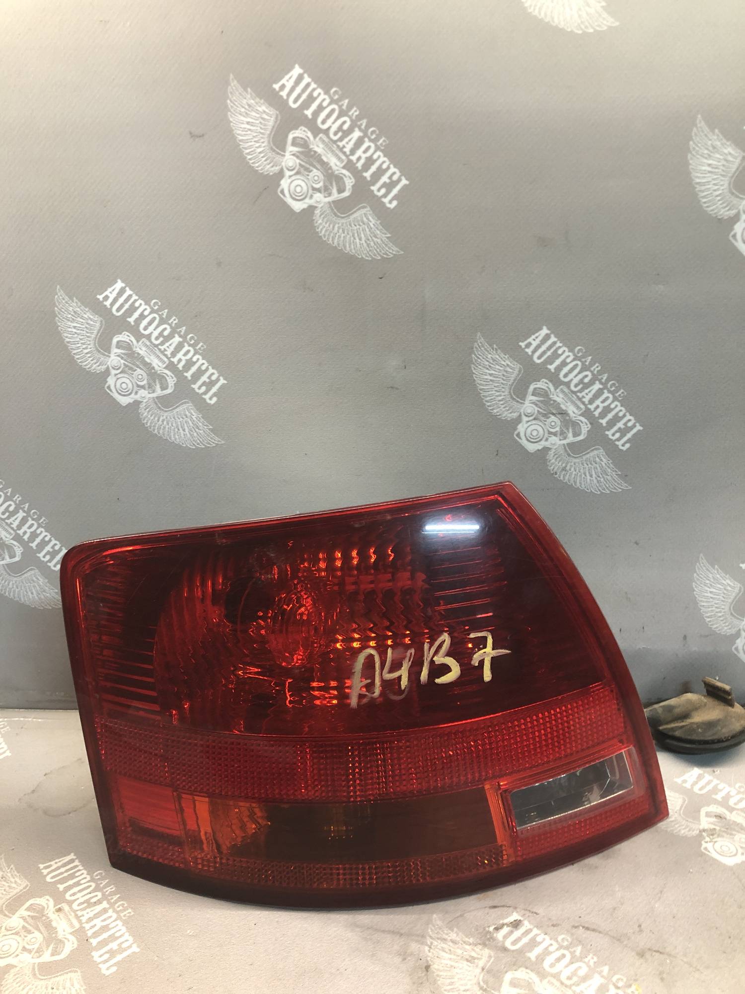 8e9945095c Ліхтар задній лівий AUDI A4 B7 Ауді А4 Б6 Б7 8E9945096G, 8E9945096E, 8E9945095C 2004 200