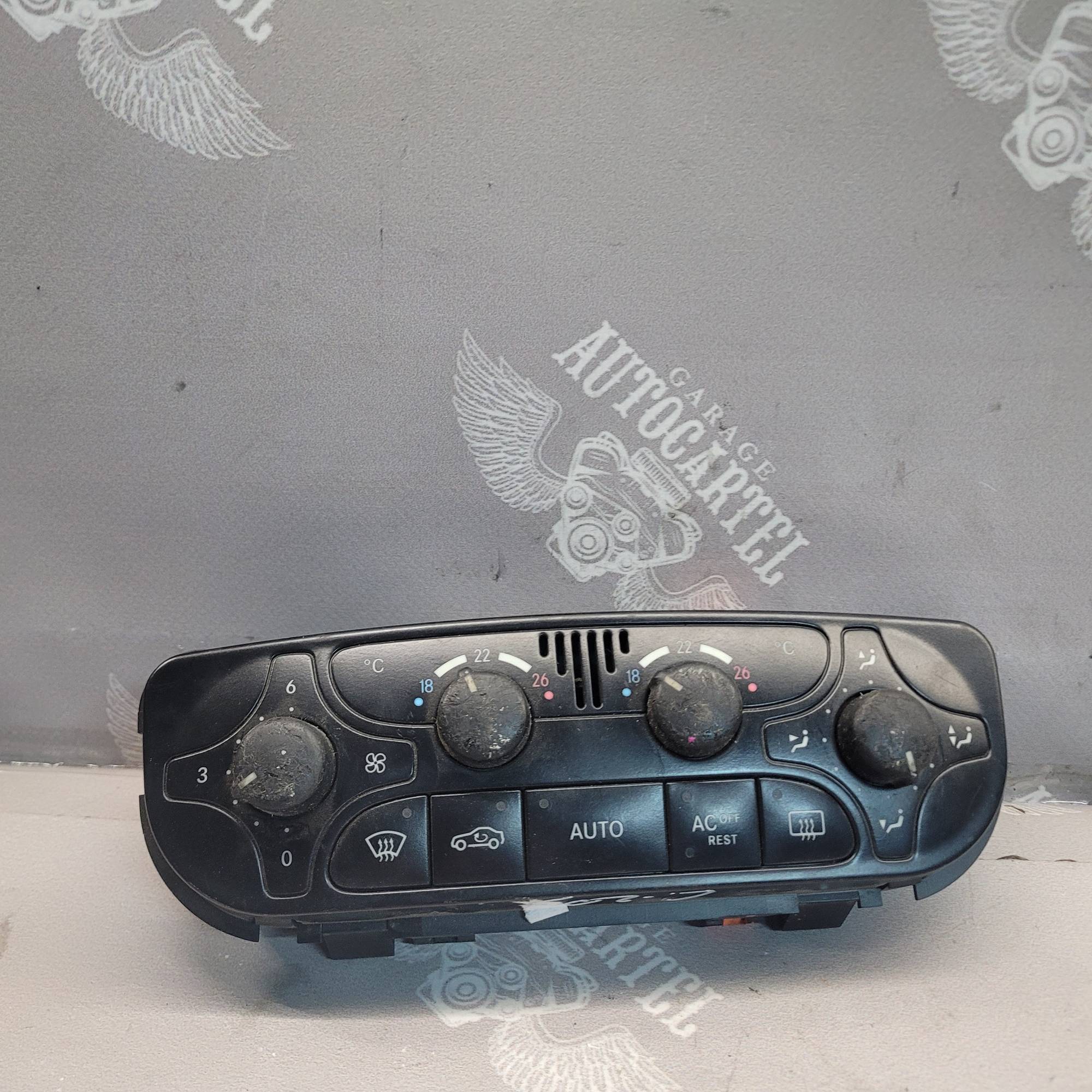 a2098300385 Блок керування клімат контролем C-Class W203 2.2 CDI