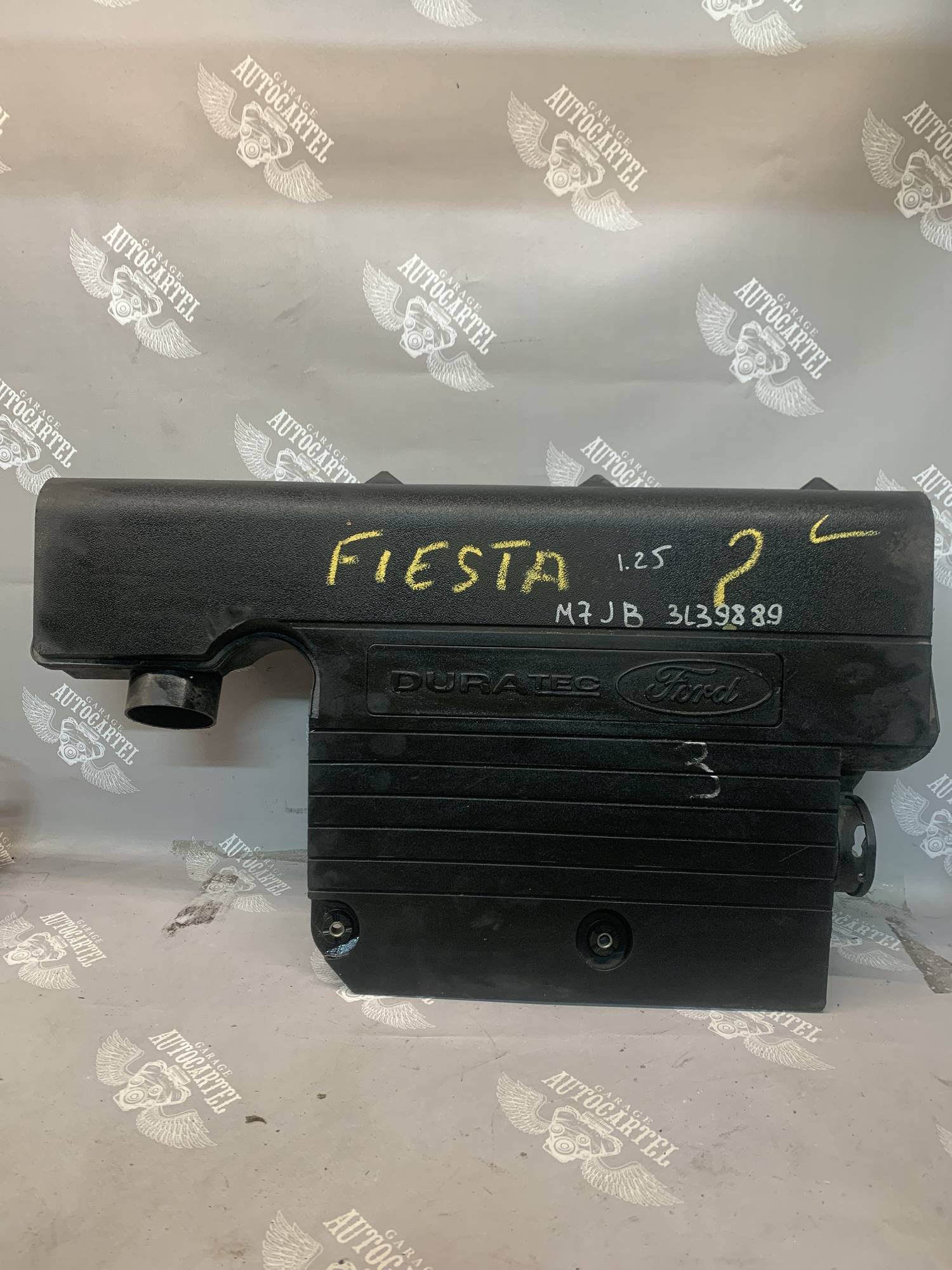 2s61-9600-ce корпус повітряного фільтра Ford Fiesta 2008-2017