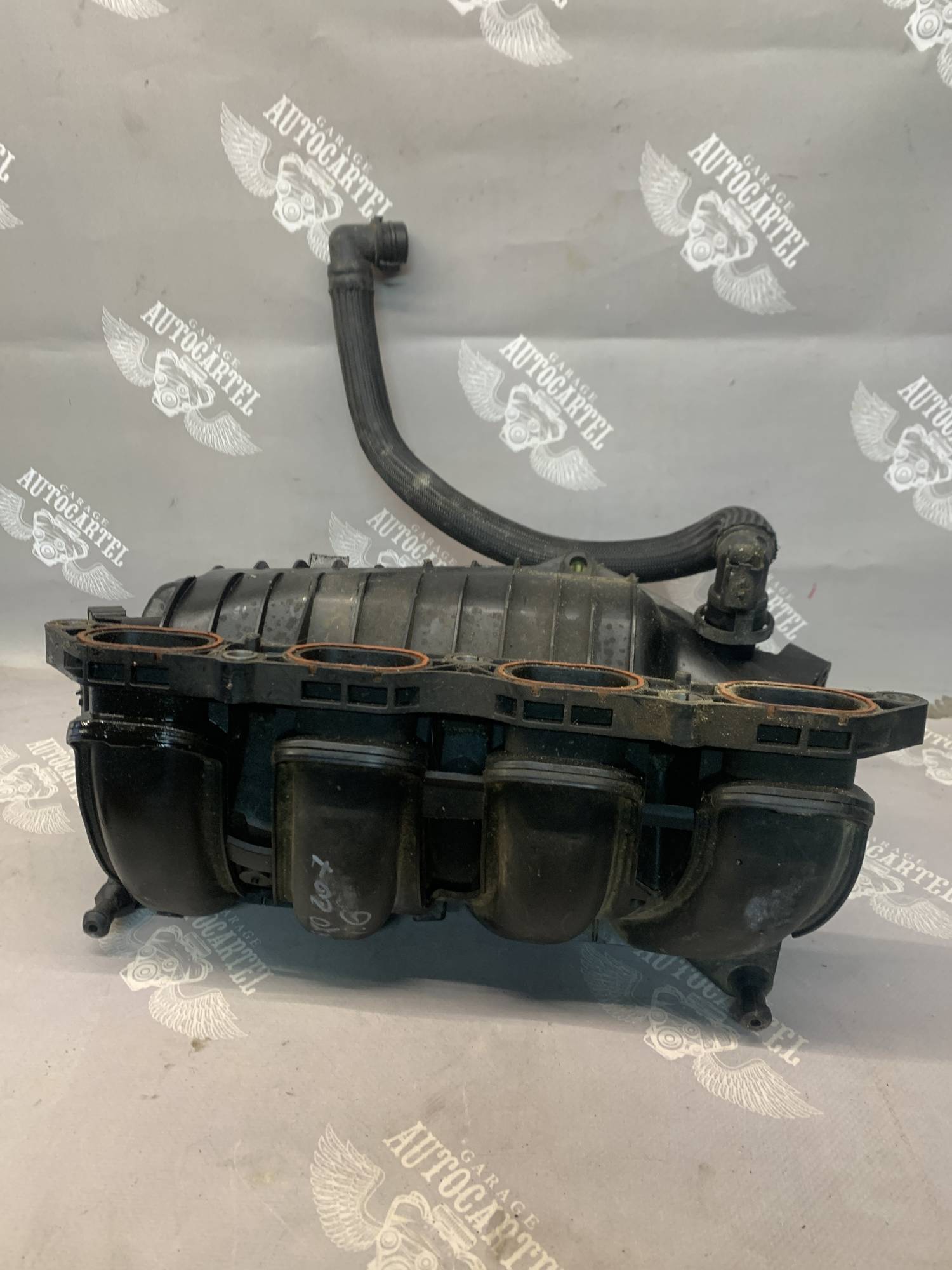 754435580 Впускний колектор Peugeot 207 1.4 16V 2006-2013