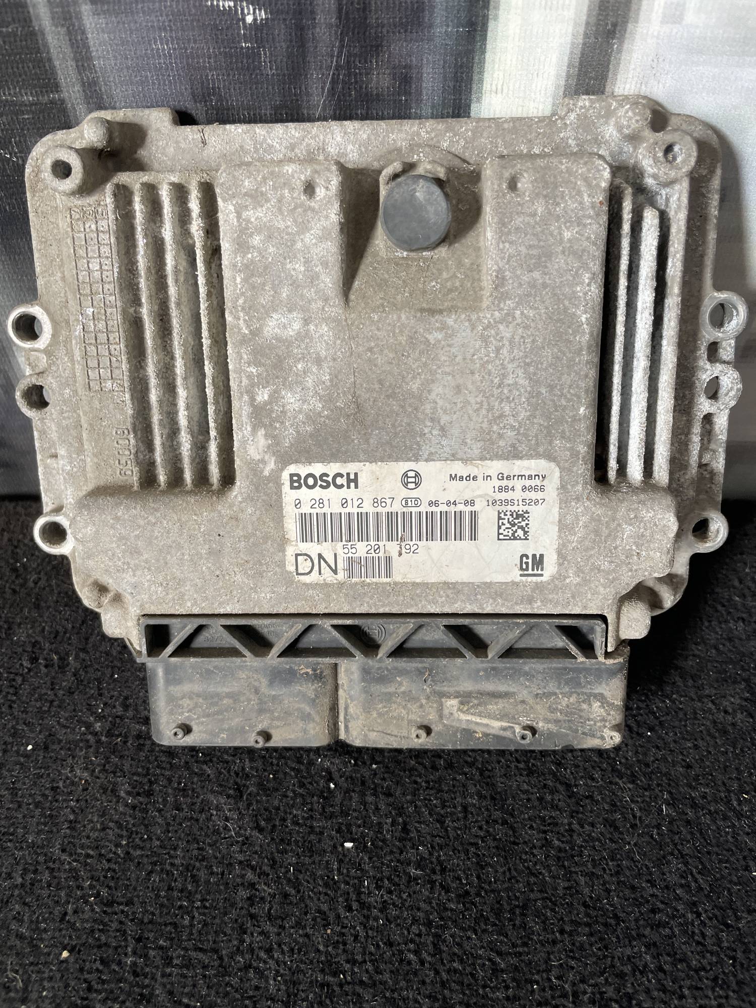 Блок управління ECU 0281012867 ecu zafira b 1.9 cdti 55201792