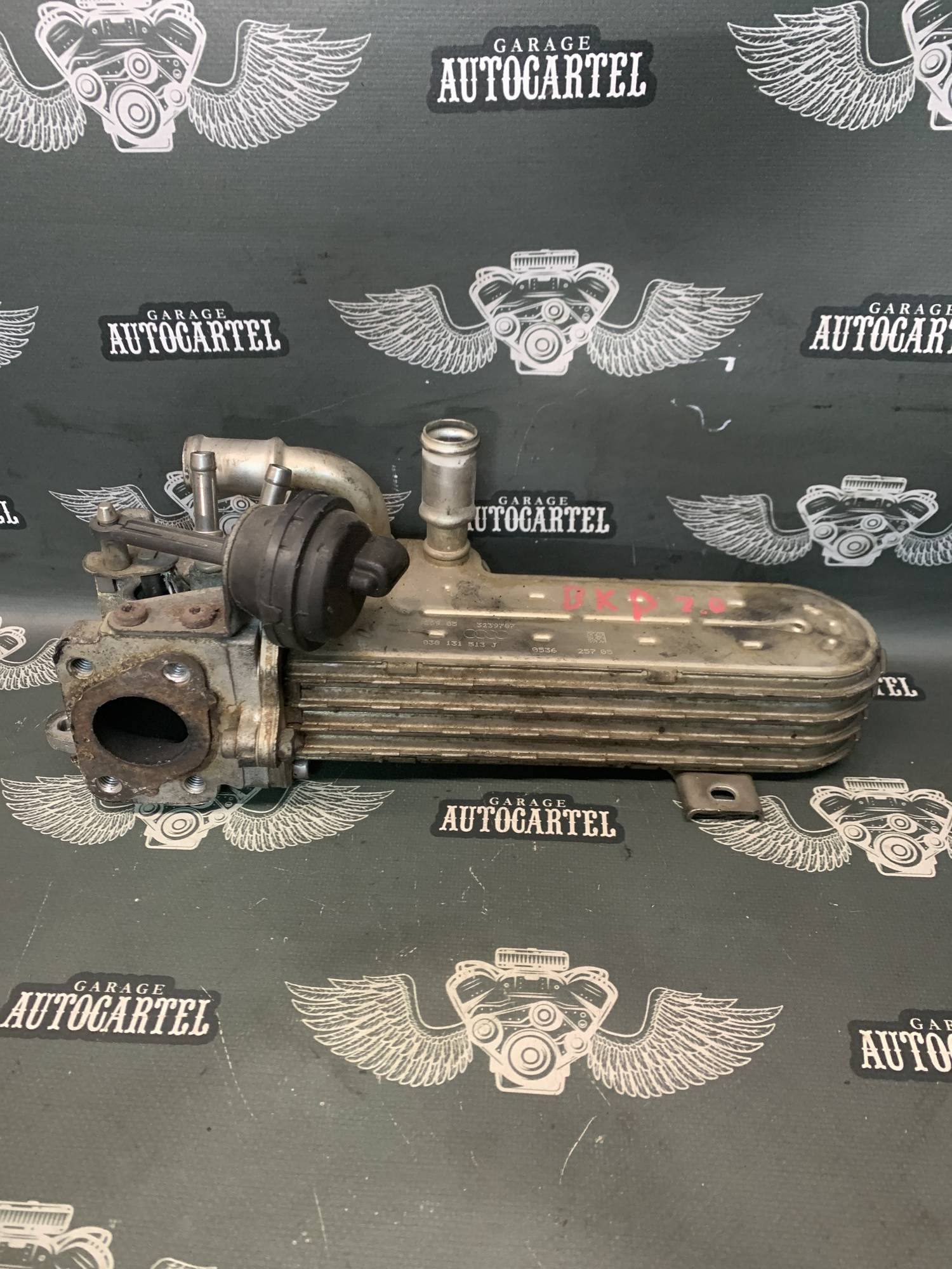 Радіатор системи з клапаном egr Volkswagen Transporter 5 1.9 TDI 038131513j, 03g131063f