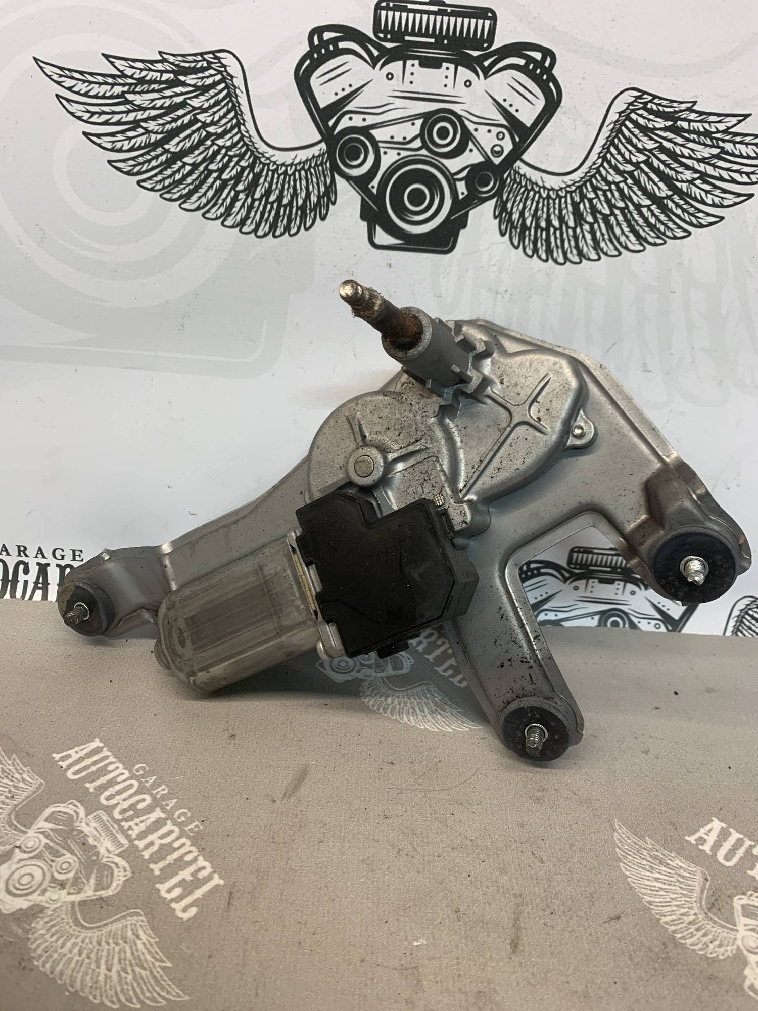 Моторчик склоочисника задній Toyota Corolla Verso 2004-2009 85130-0f010