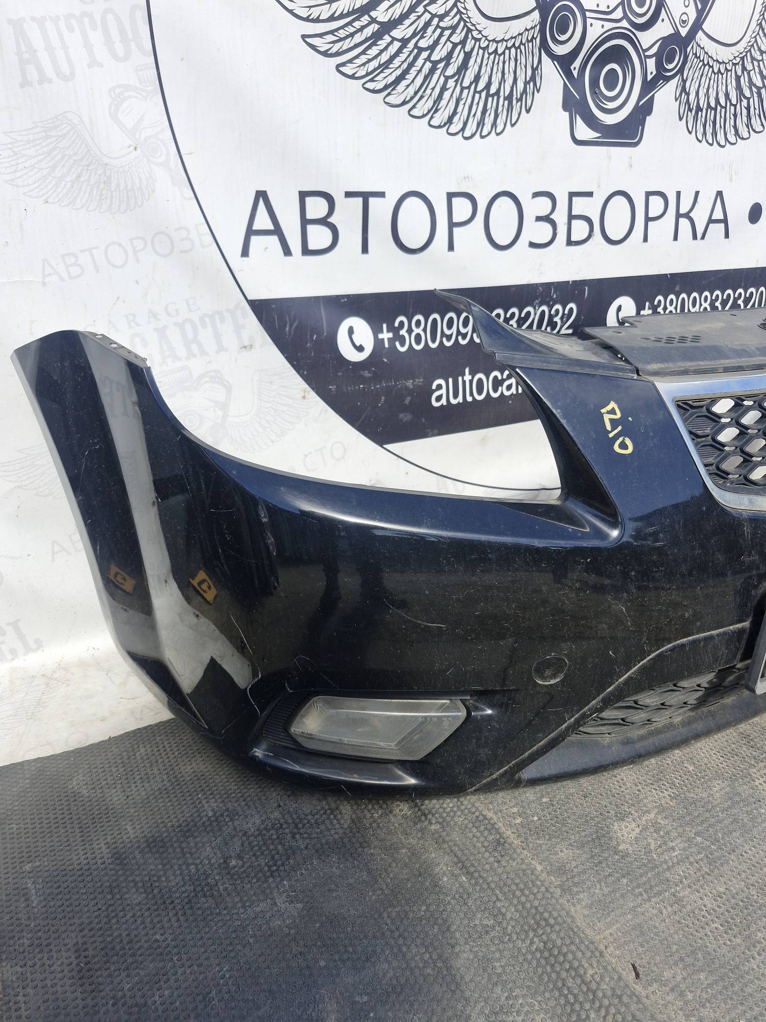 21717949 Бампер передній Kia Rio