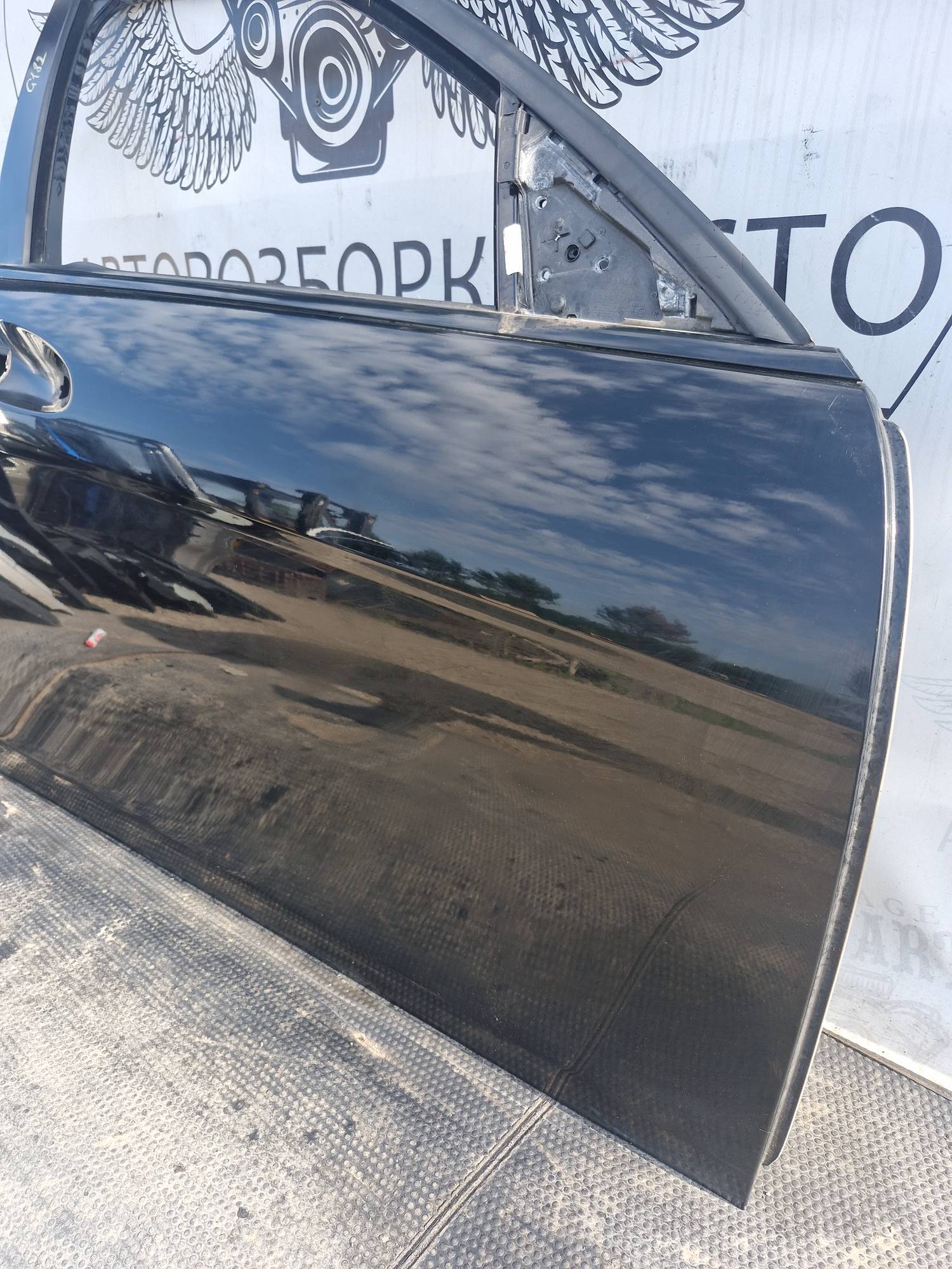 Дверка передня права Mercedes C W204 2007—2014 21735158