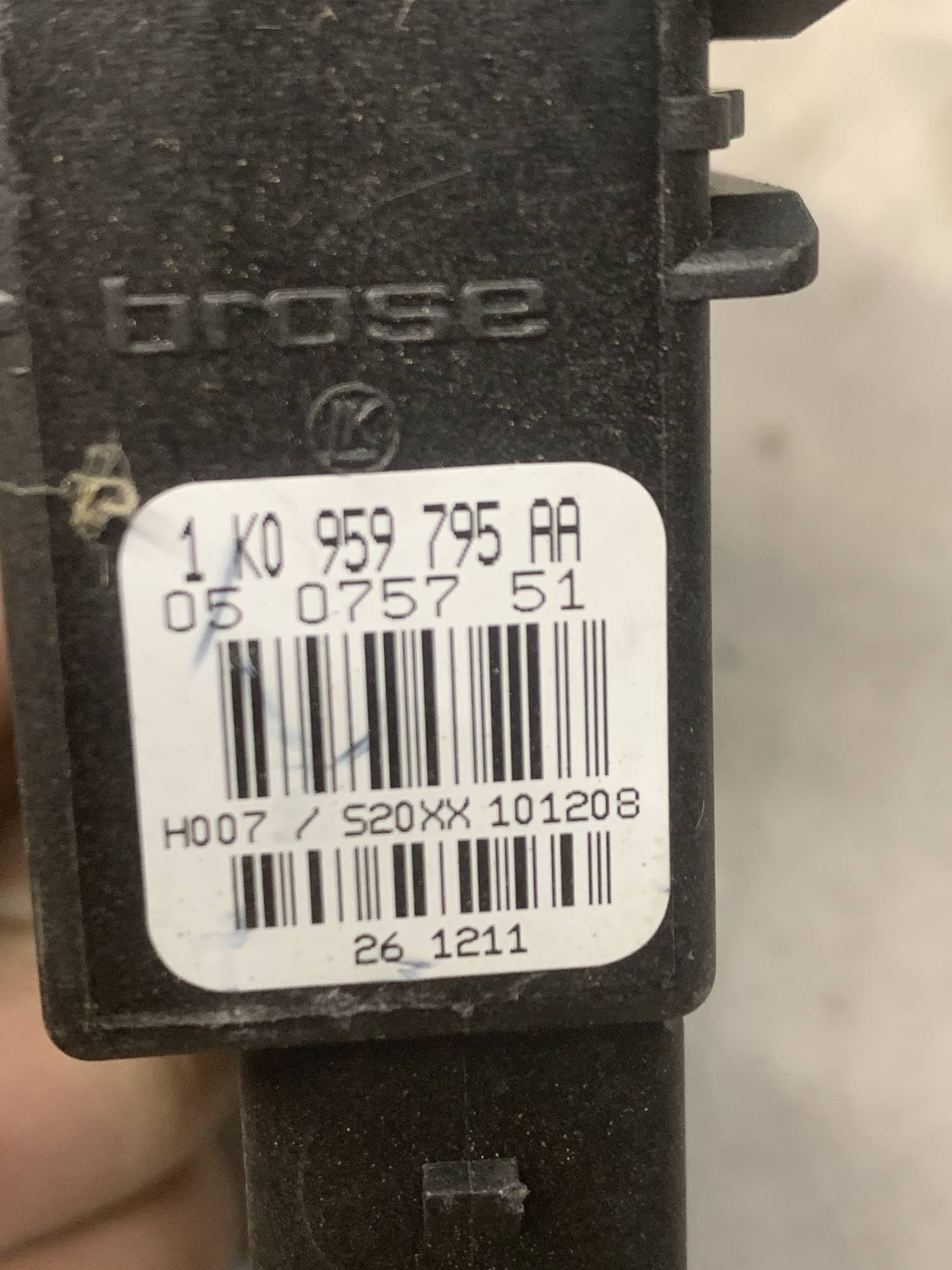 Блок склопідйомника задній лівий Skoda Octavia A5 1k0959795aa