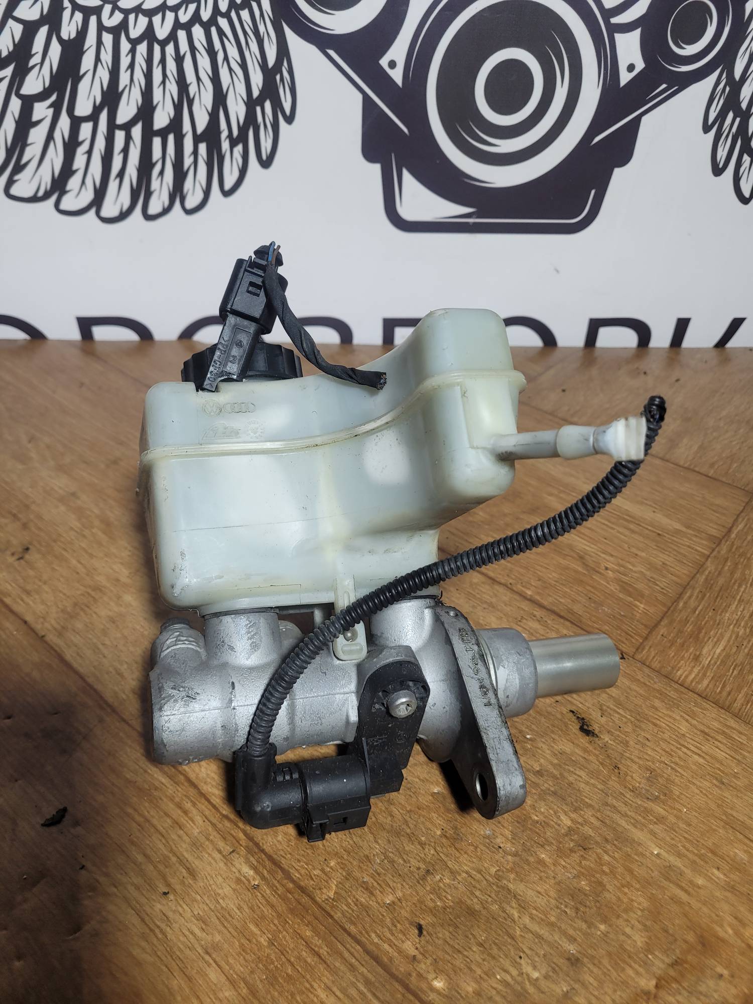 Головний гальмівний циліндр Volkswagen Passat B6, B7 03350886761, W0496jt8