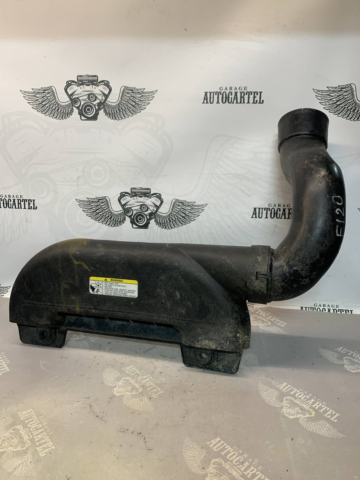 Повітрозабірник Kia Ceed 1.6CRDi 2006-2012 28212-1h110