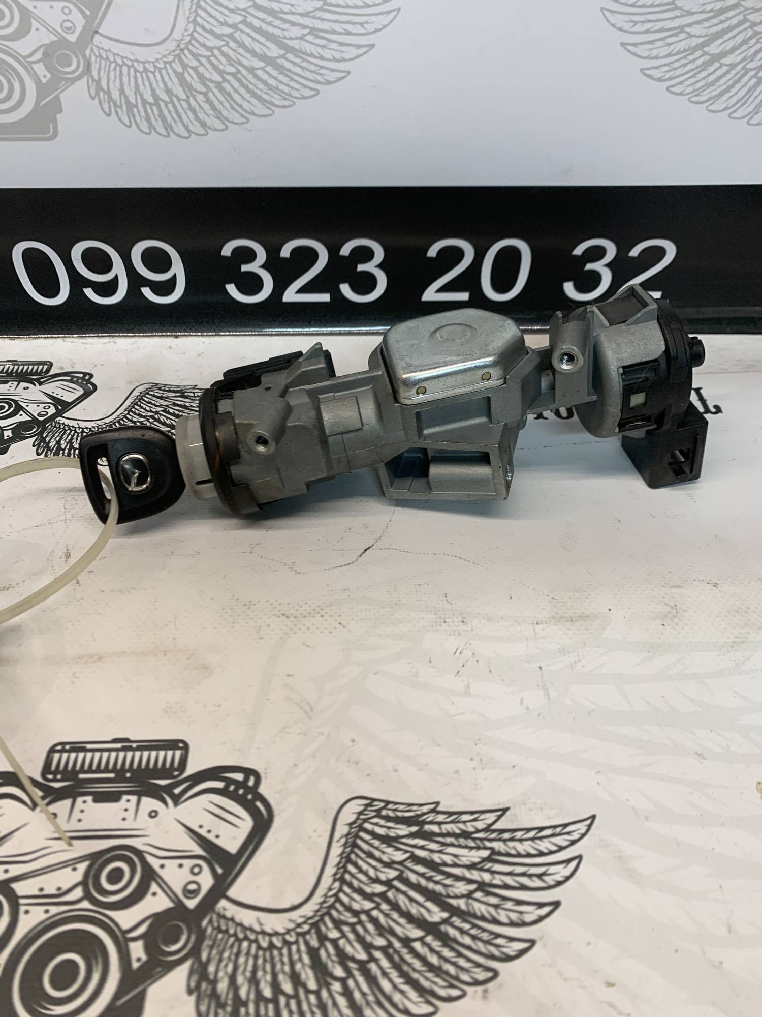 Замок запалювання з ключем, контактна група Ford Mazda 3, 5, 3M513F880AB, 3M51-3F880-AB