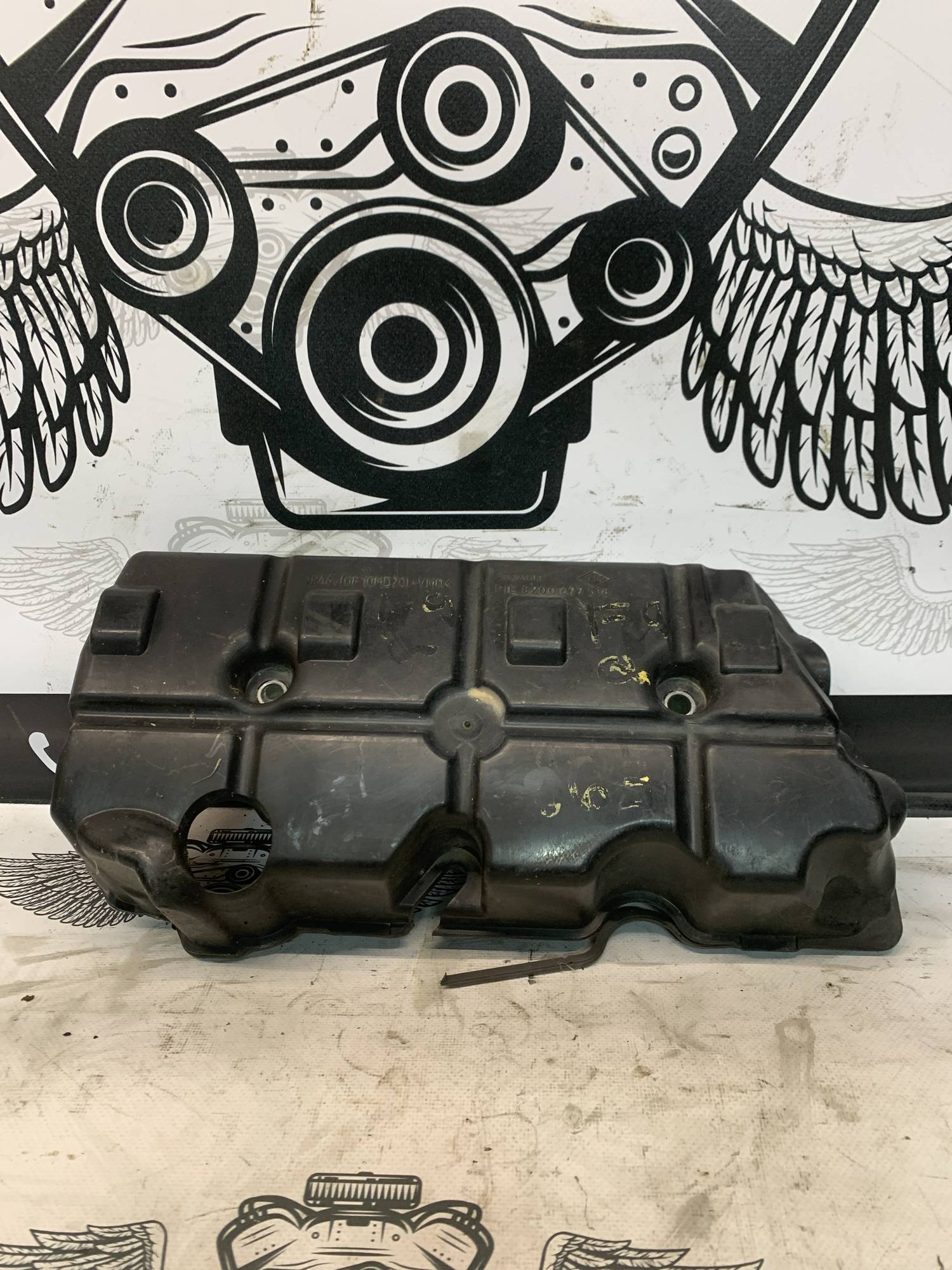 Декоративна накладка двигуна Renault Megane / Laguna / Scenic 1.9 tdi 8200677518