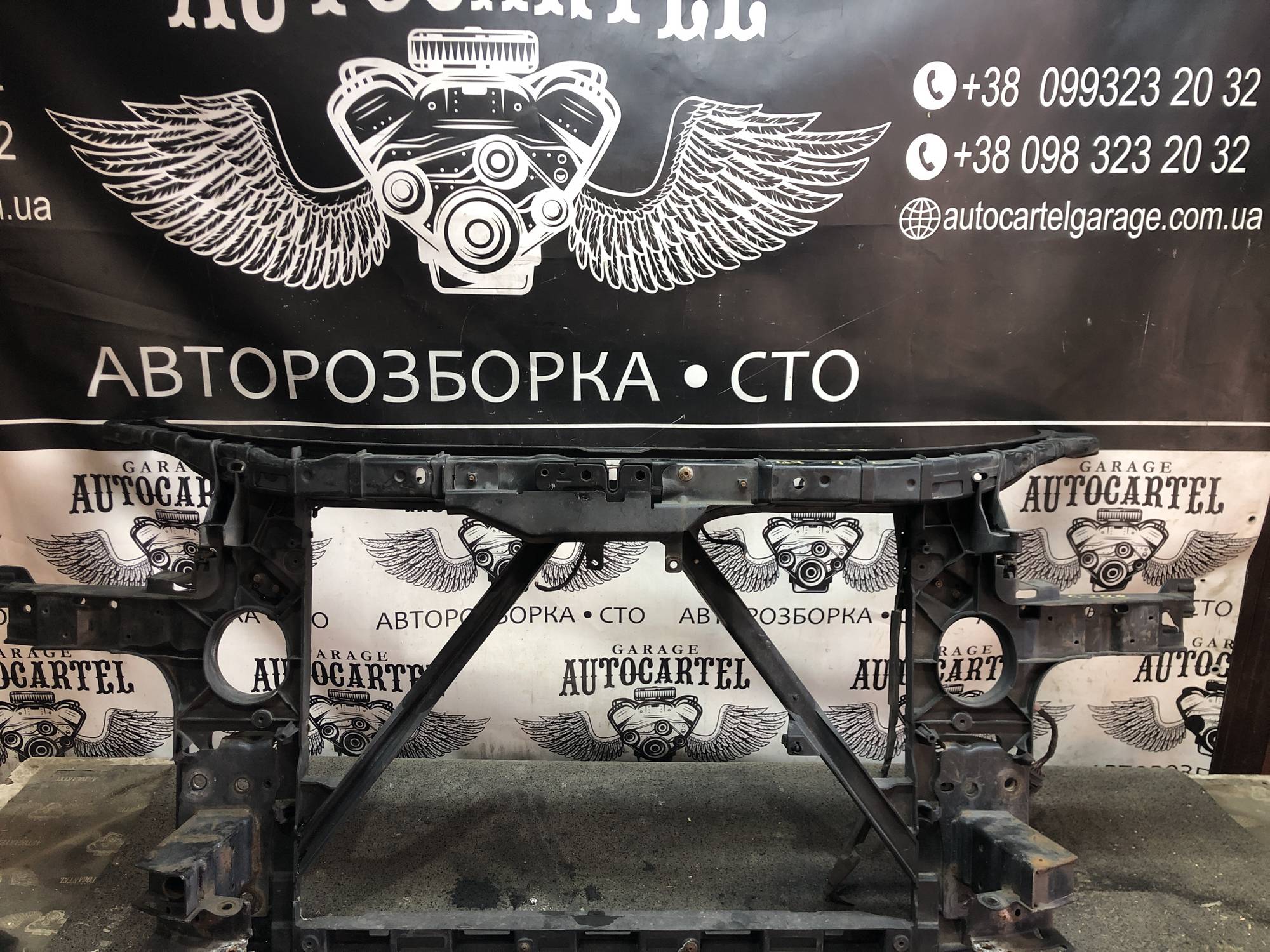 Телевізорпанель установча Audi Q7 4l 21940729