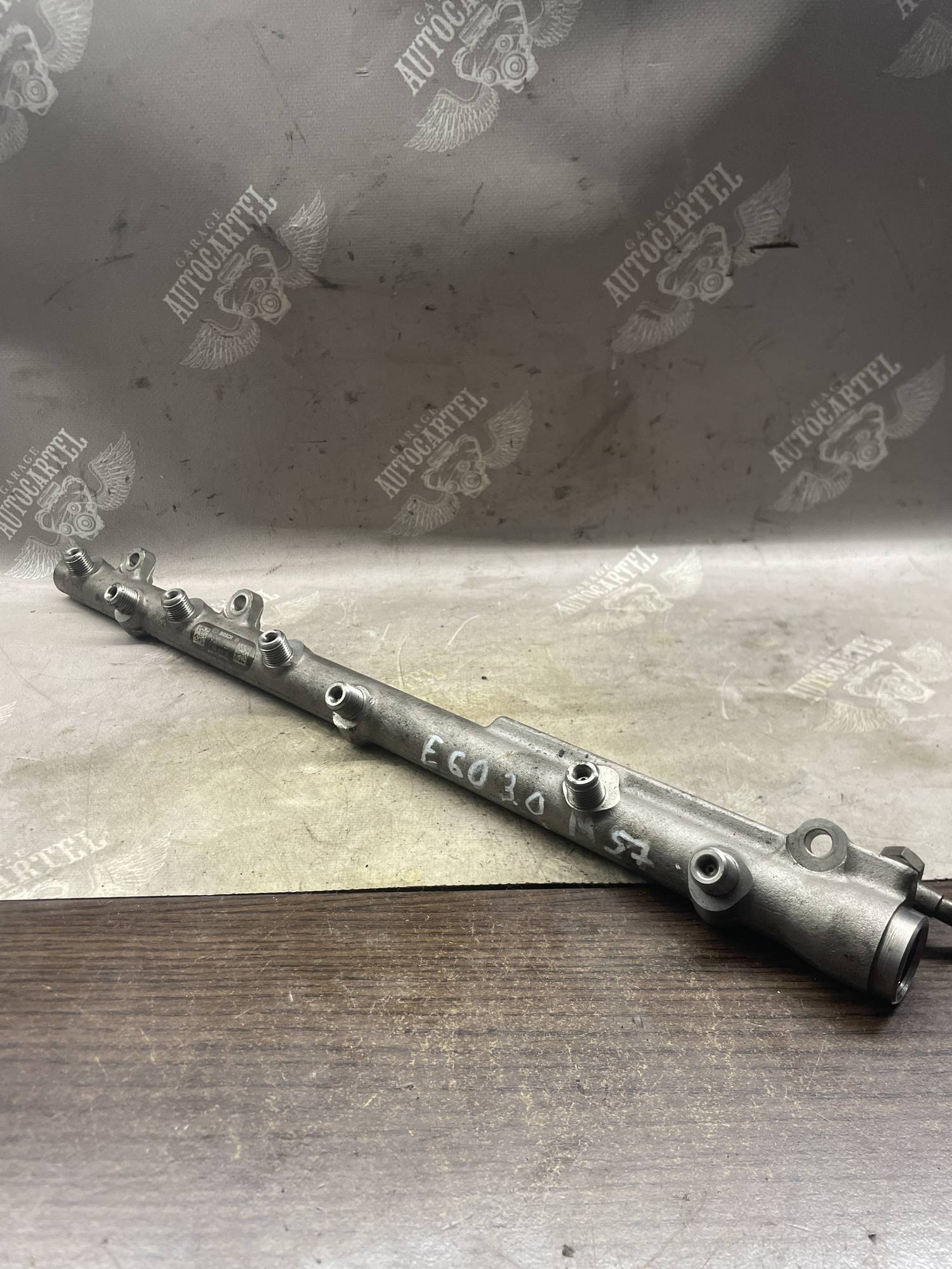 Паливна рейка BMW E60 E90 3.0 D 779961002